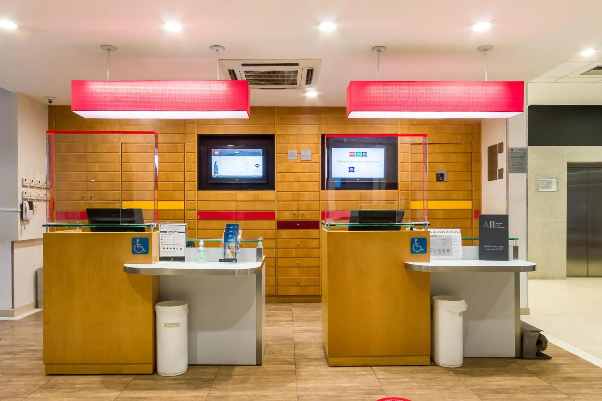 Lobby or reception in ibis Barretos