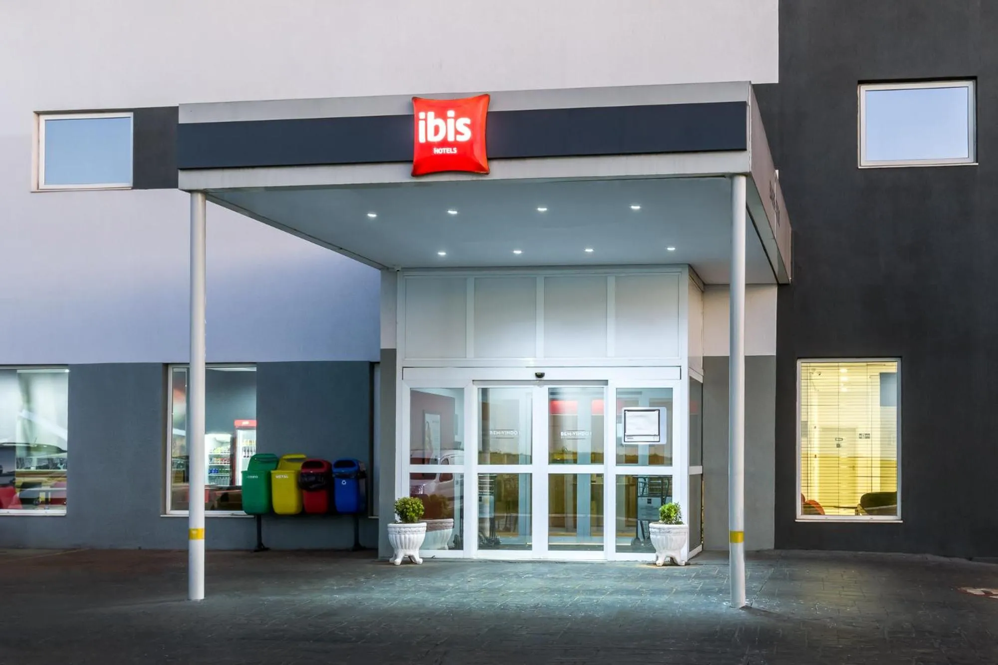 Property building in ibis Barretos