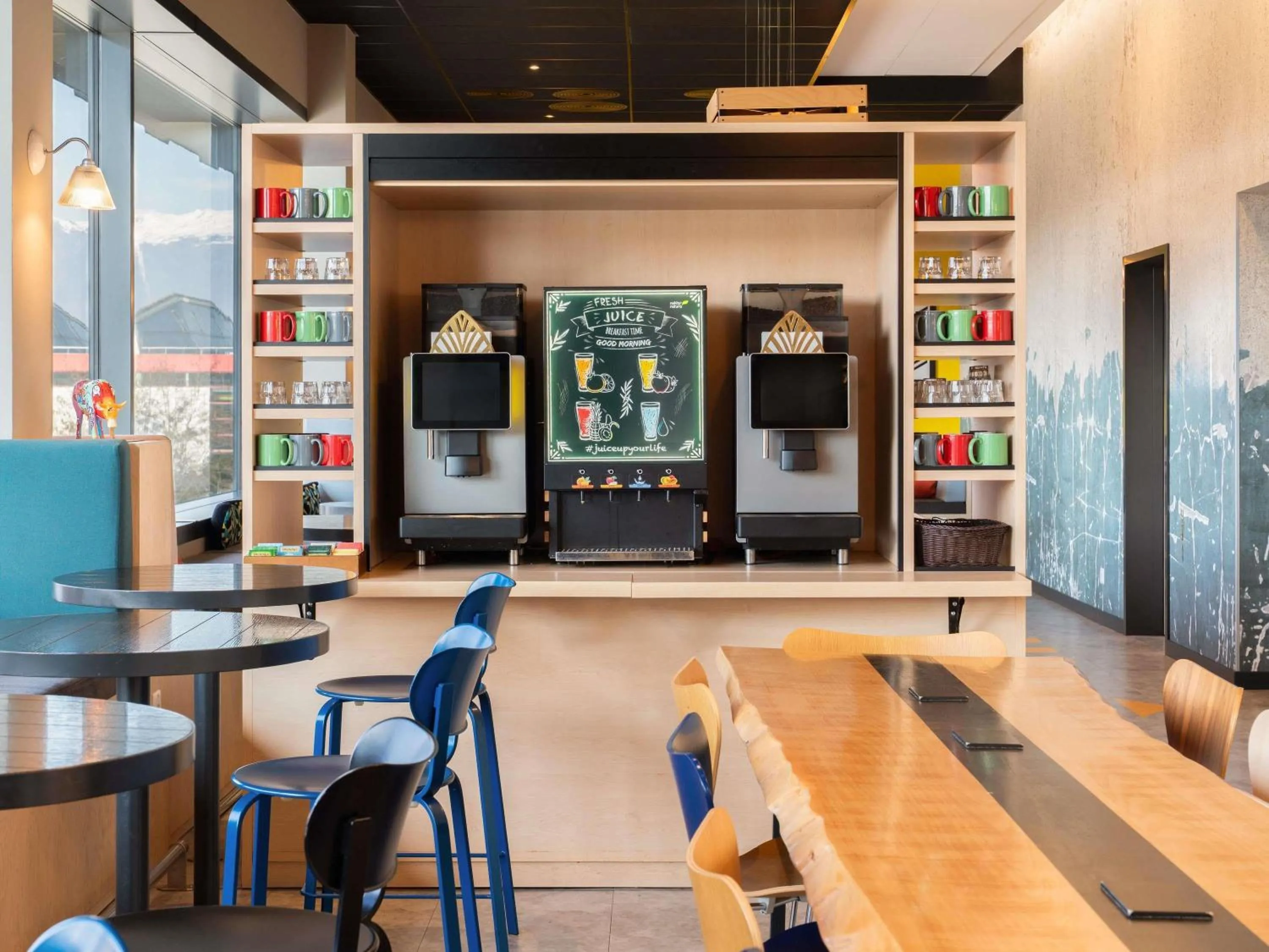 Breakfast in ibis Styles Geneve Palexpo Aeroport