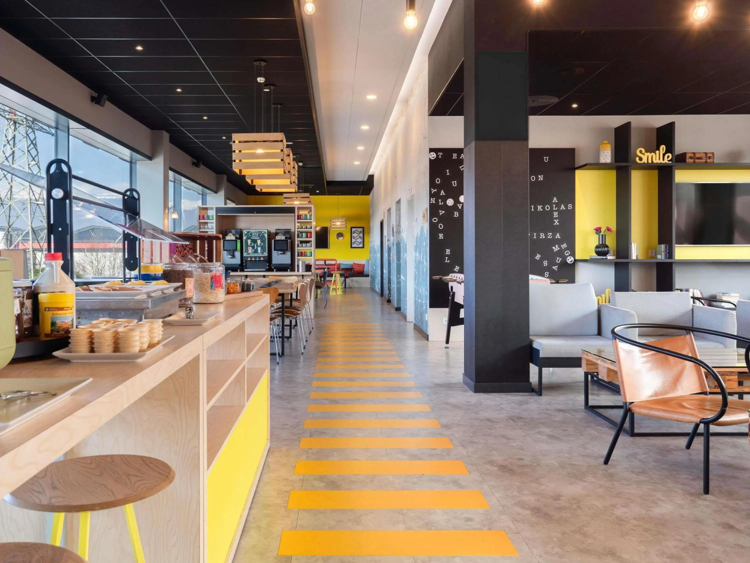 Breakfast in ibis Styles Geneve Palexpo Aeroport