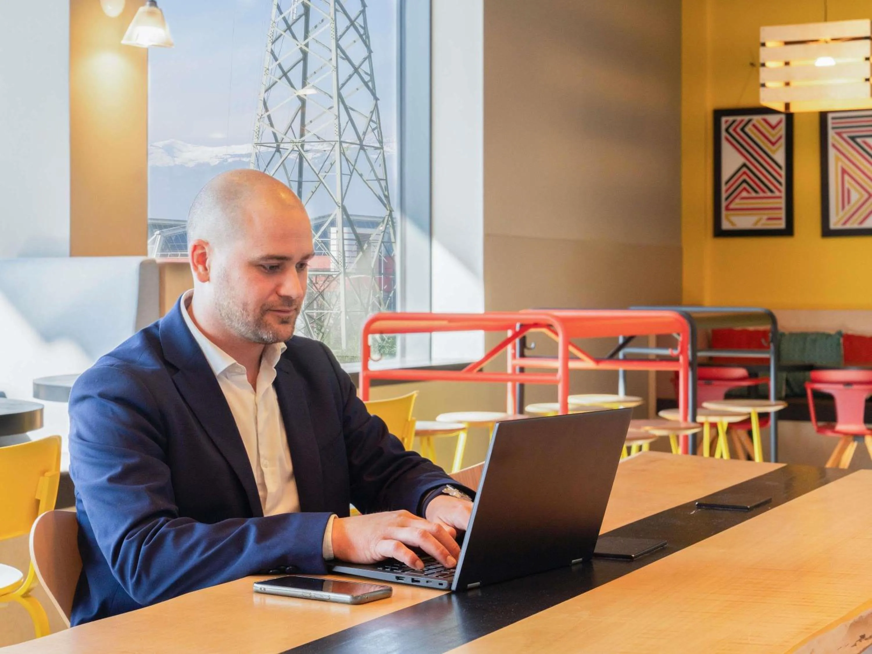 Lounge or bar in ibis Styles Geneve Palexpo Aeroport