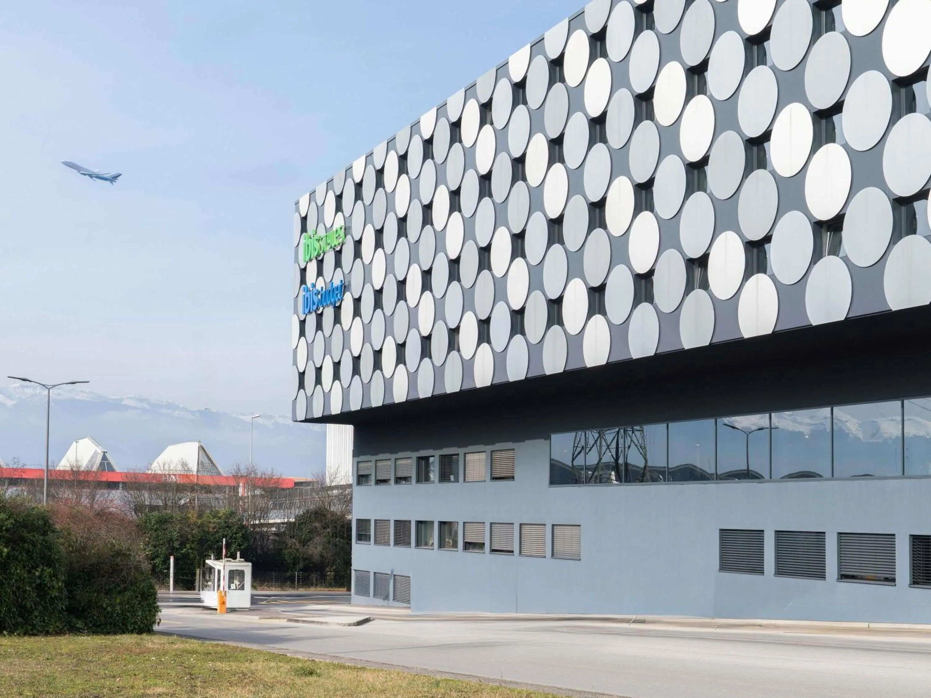 Property building in ibis Styles Geneve Palexpo Aeroport