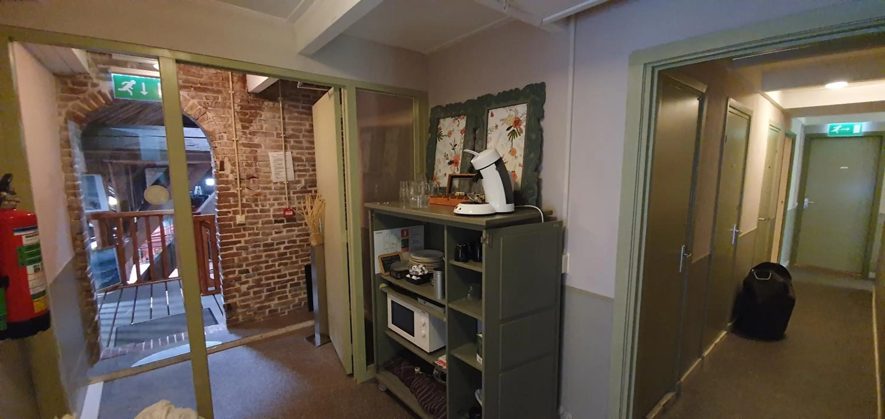 Coffee/tea facilities in B&B Blauwestadhoeve