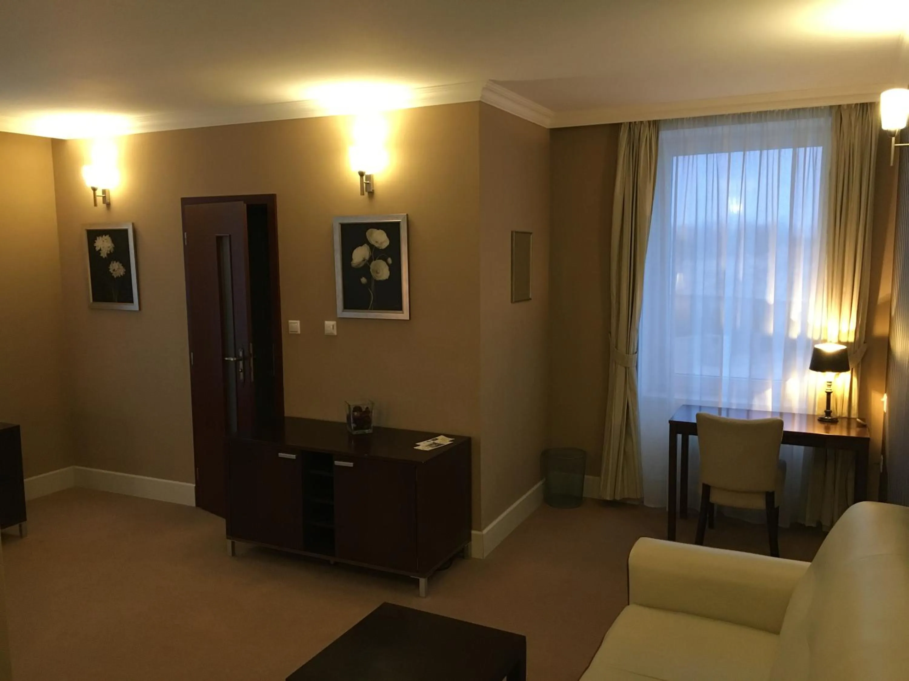 Photo of the whole room in Pension Eden