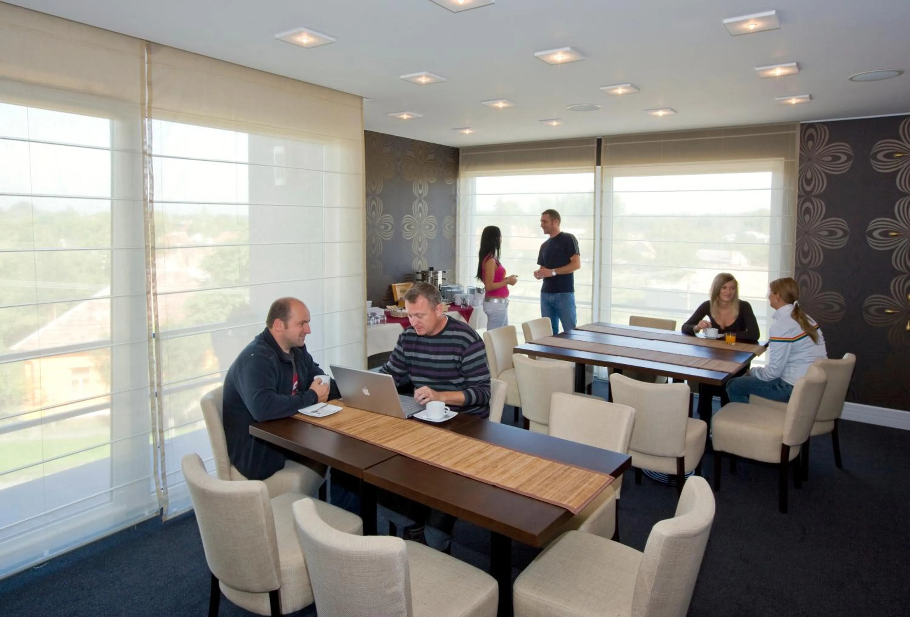 Restaurant/places to eat in Pension Eden