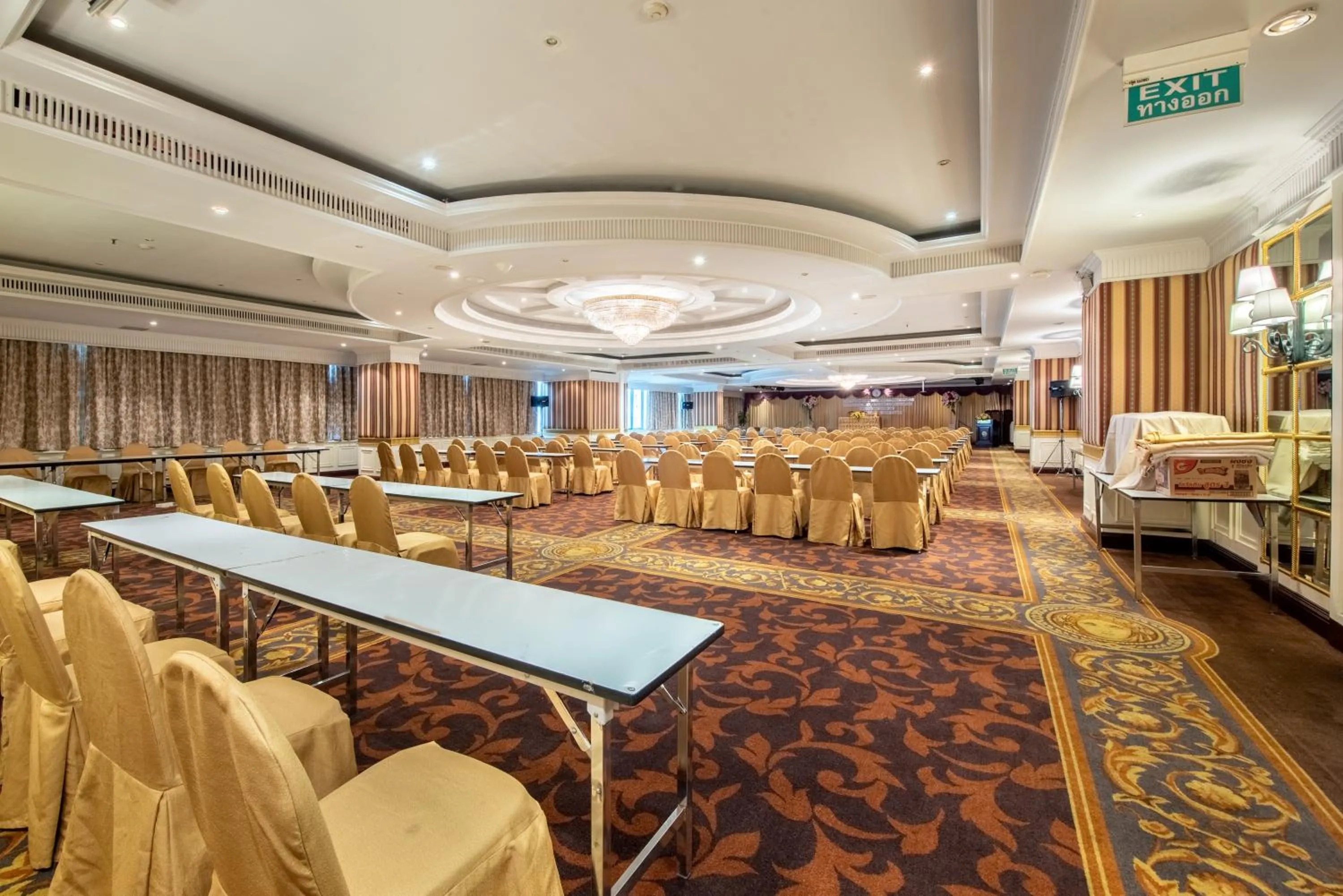 Meeting/conference room in Royal Benja Hotel - Big Room Family-Friendly