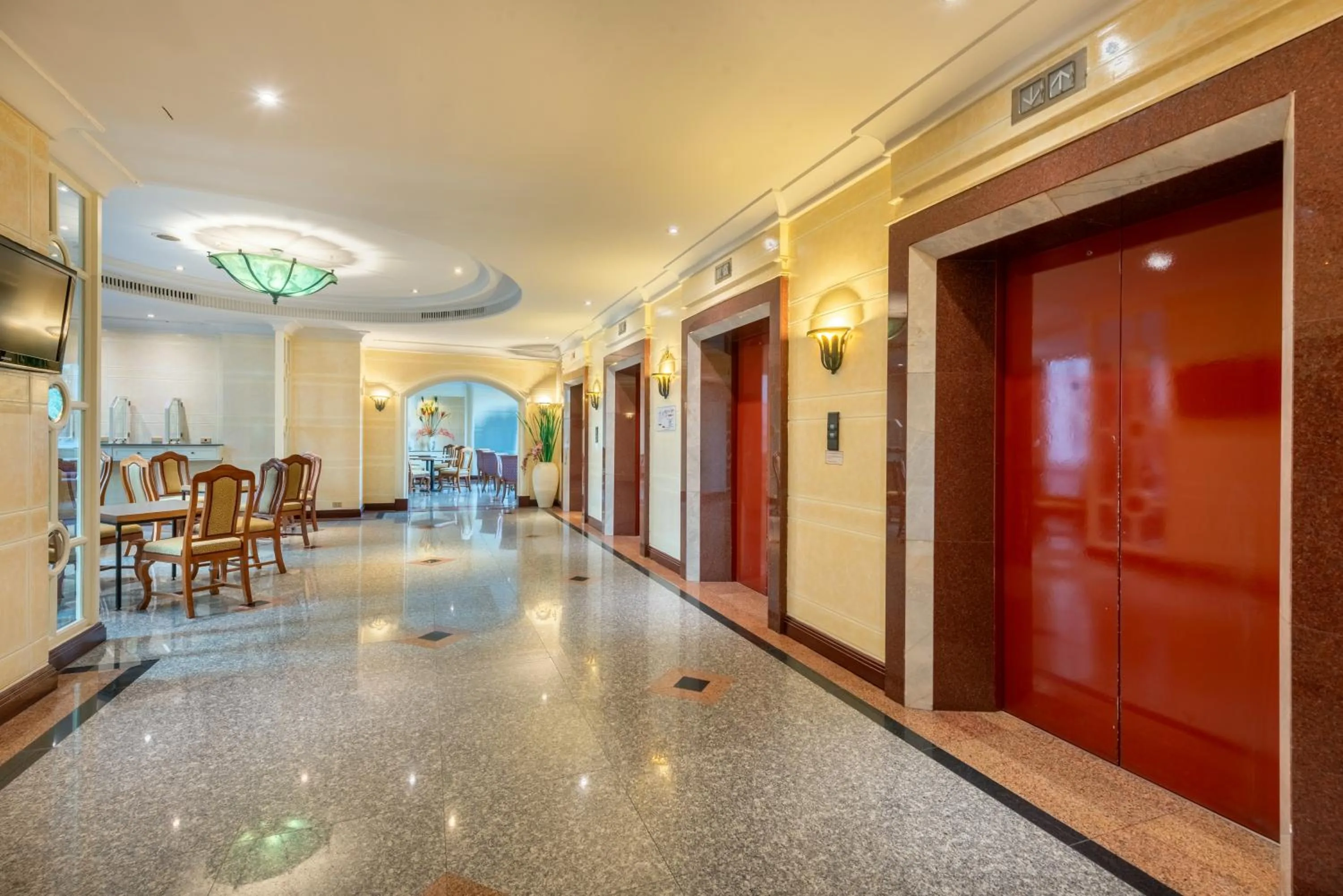 Meeting/conference room in Royal Benja Hotel - Big Room Family-Friendly