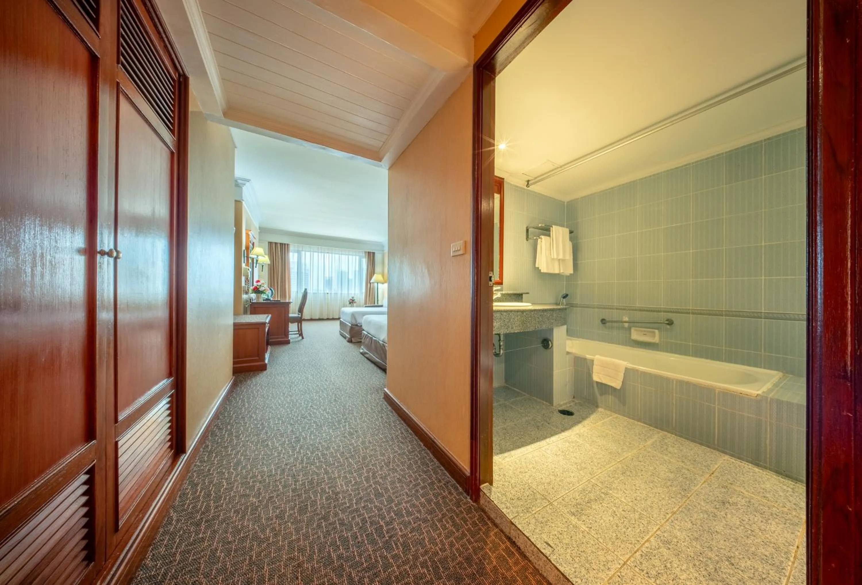 Bedroom in Royal Benja Hotel - Big Room Family-Friendly