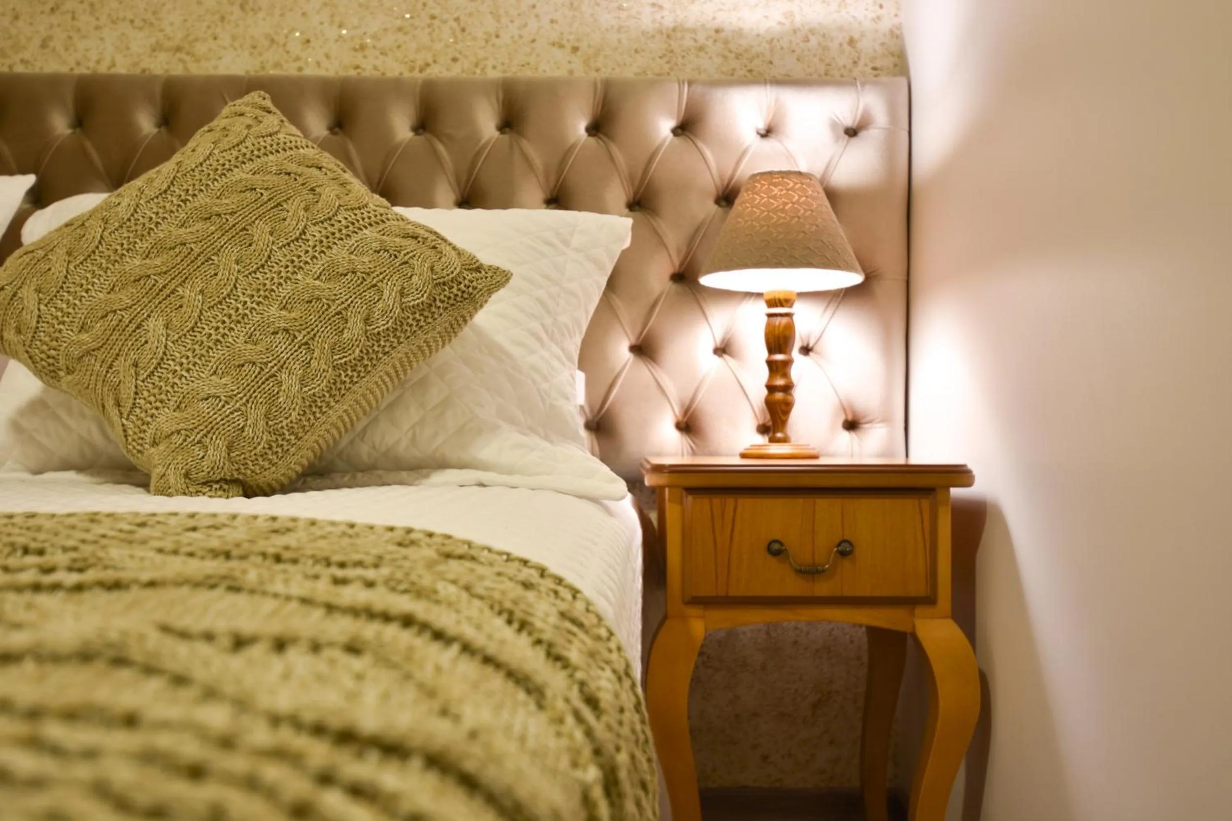 Bed in Micheline Hotel Tricot - ao lado da Rua Coberta