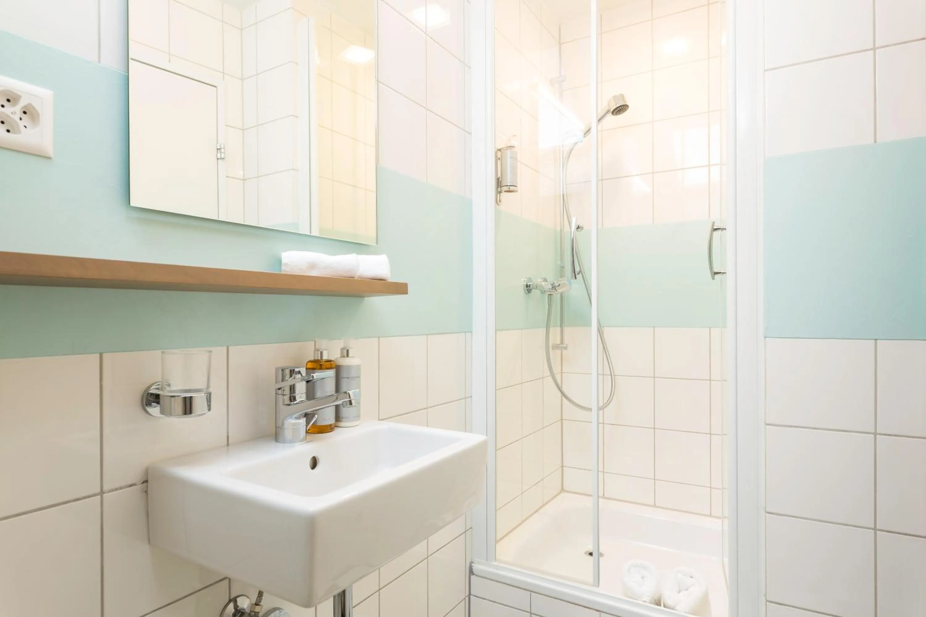 Toilet in PLATZHIRSCH ZÜRICH - Downtown Boutique Hotel & Sushi Lounge