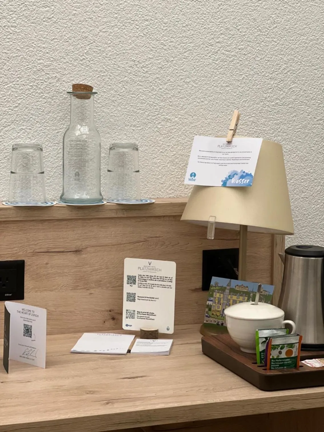 Coffee/tea facilities in PLATZHIRSCH ZÜRICH - Downtown Boutique Hotel & Sushi Lounge