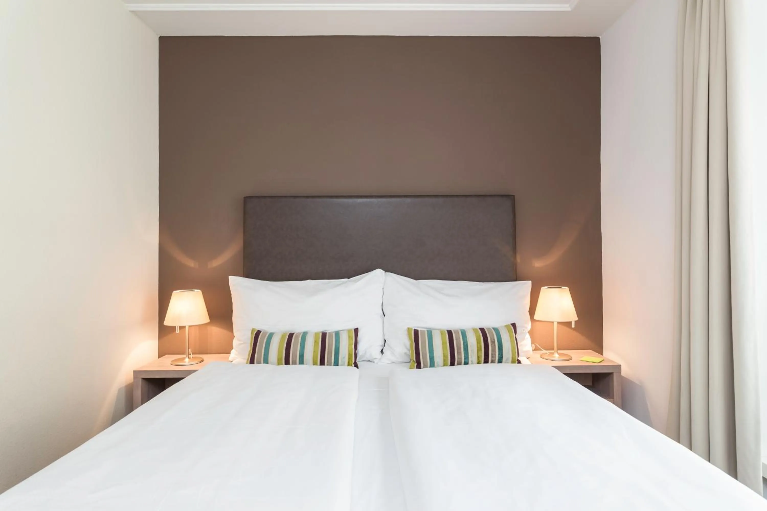 Bedroom, Bed in PLATZHIRSCH ZÜRICH - Downtown Boutique Hotel & Sushi Lounge