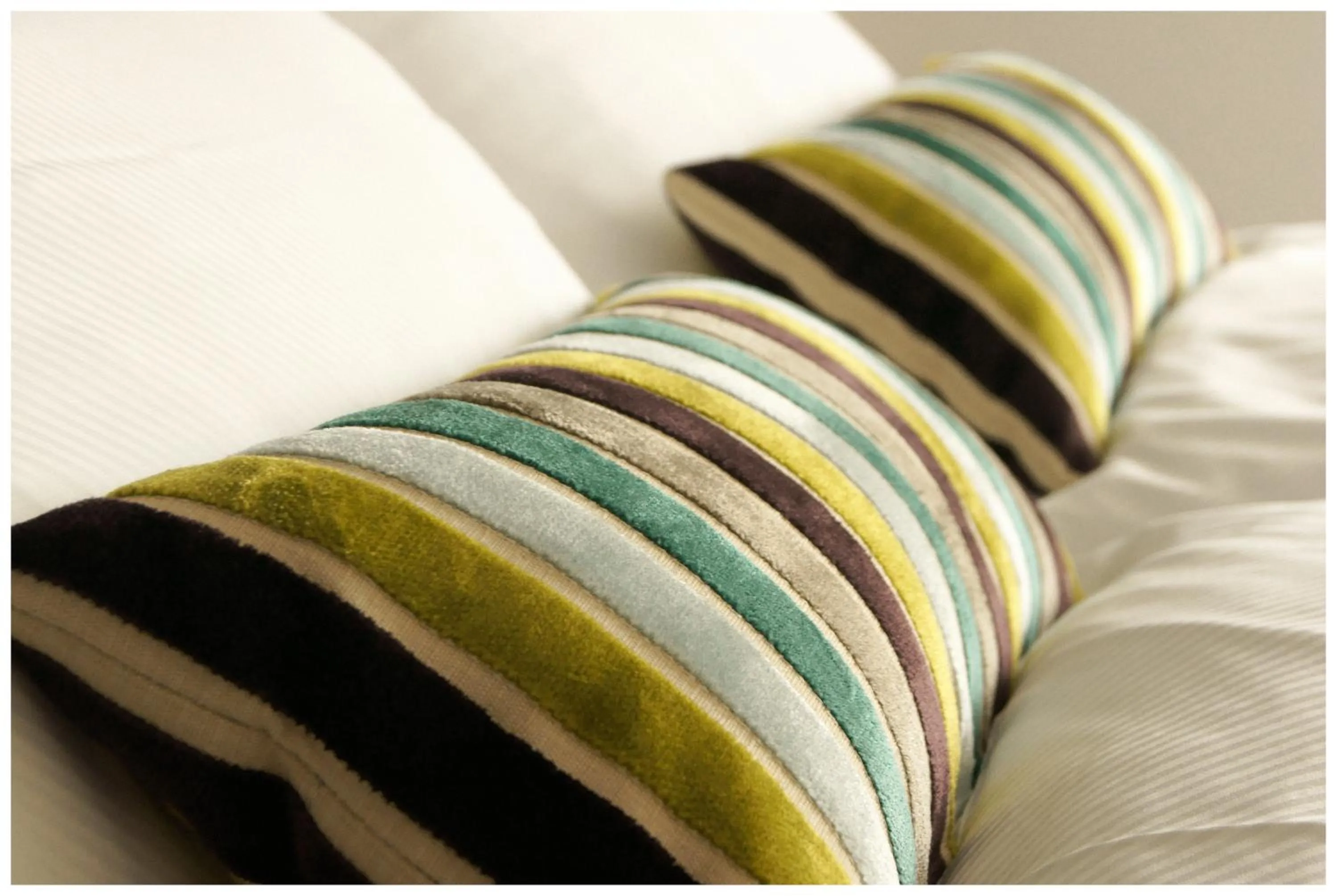 Bed in PLATZHIRSCH ZÜRICH - Downtown Boutique Hotel & Sushi Lounge