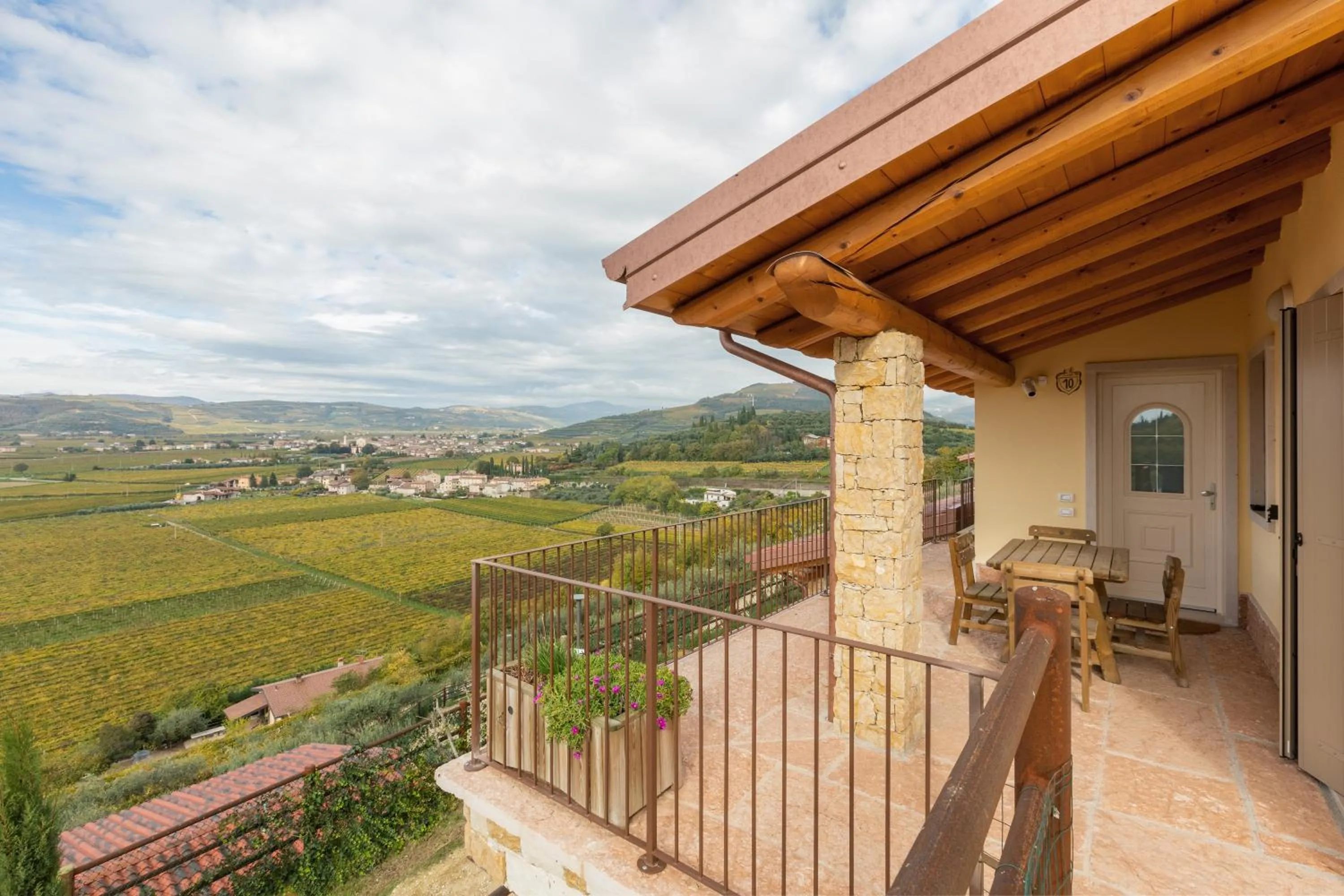 Patio in Sporting Hotel San Felice