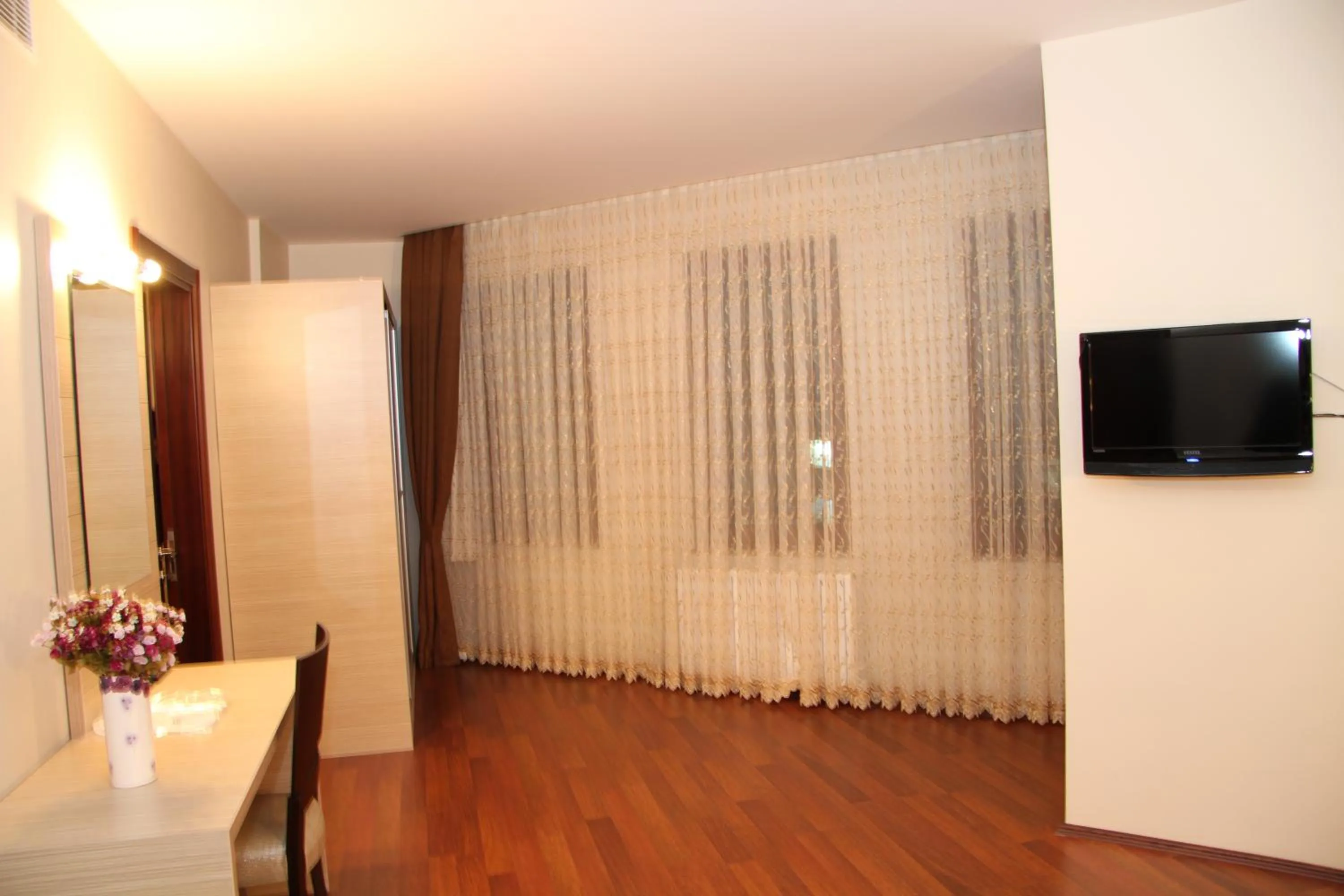 TV and multimedia in Solis Hotel