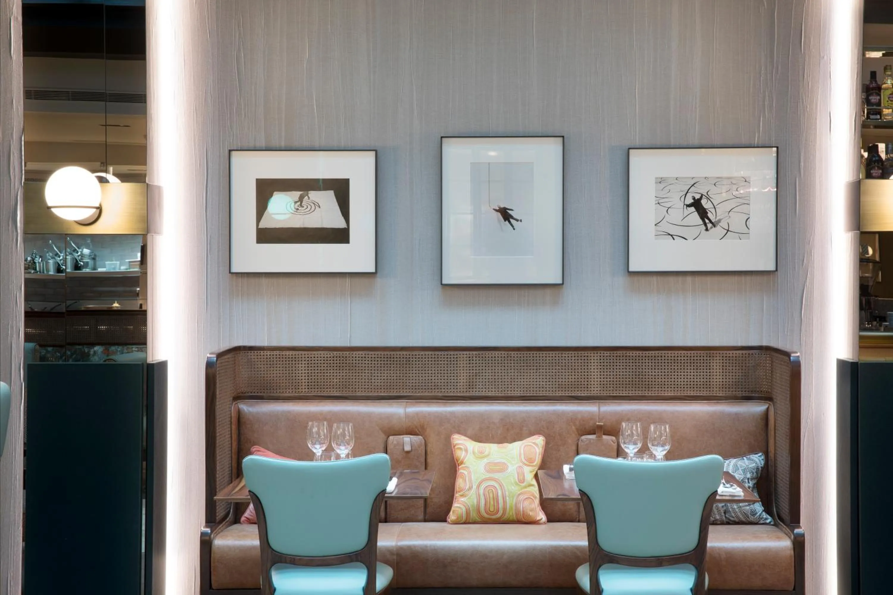 Restaurant/places to eat in Maison Bréguet