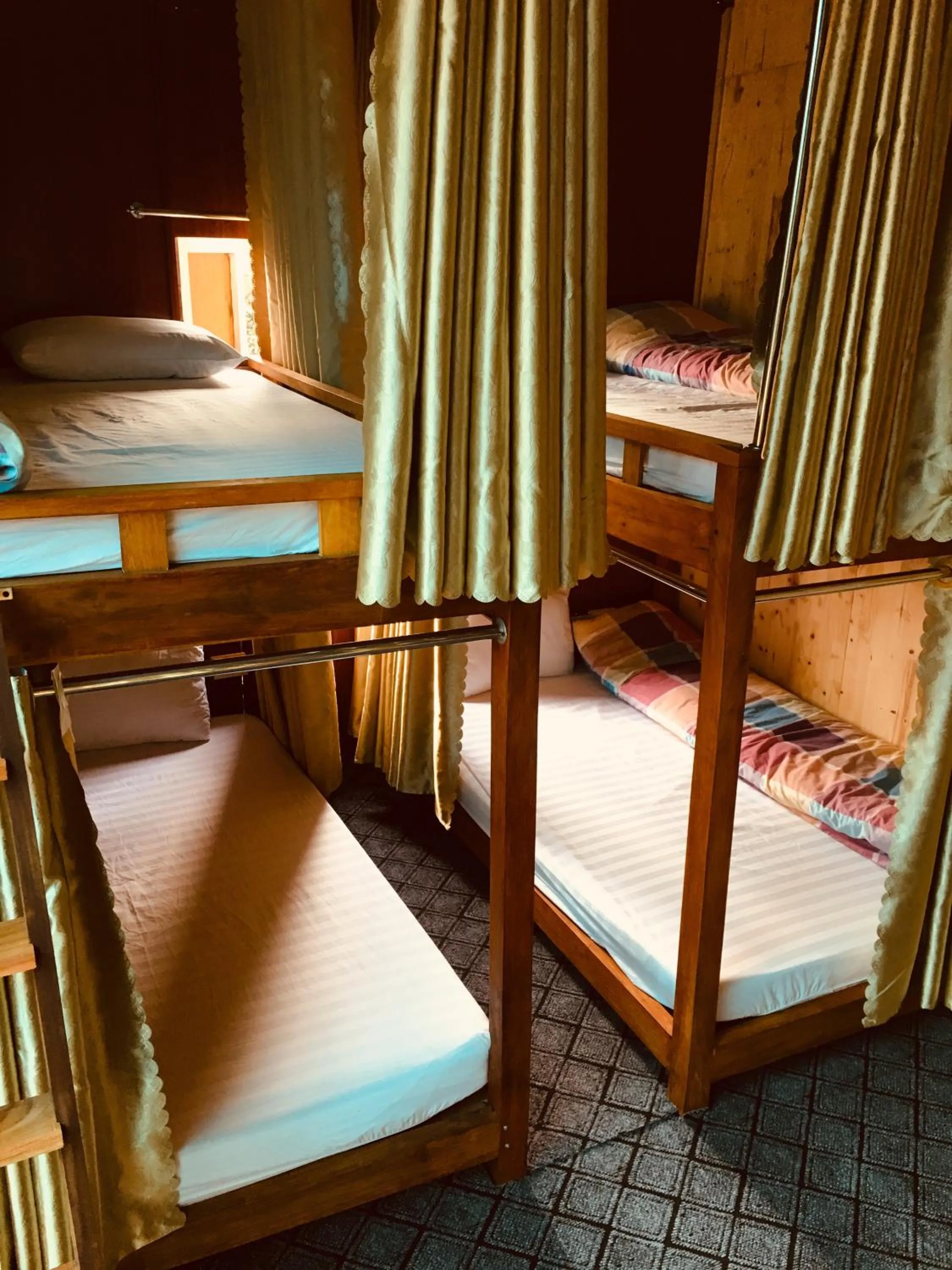 bunk bed, Bed in Green Hill Hostel & Tour