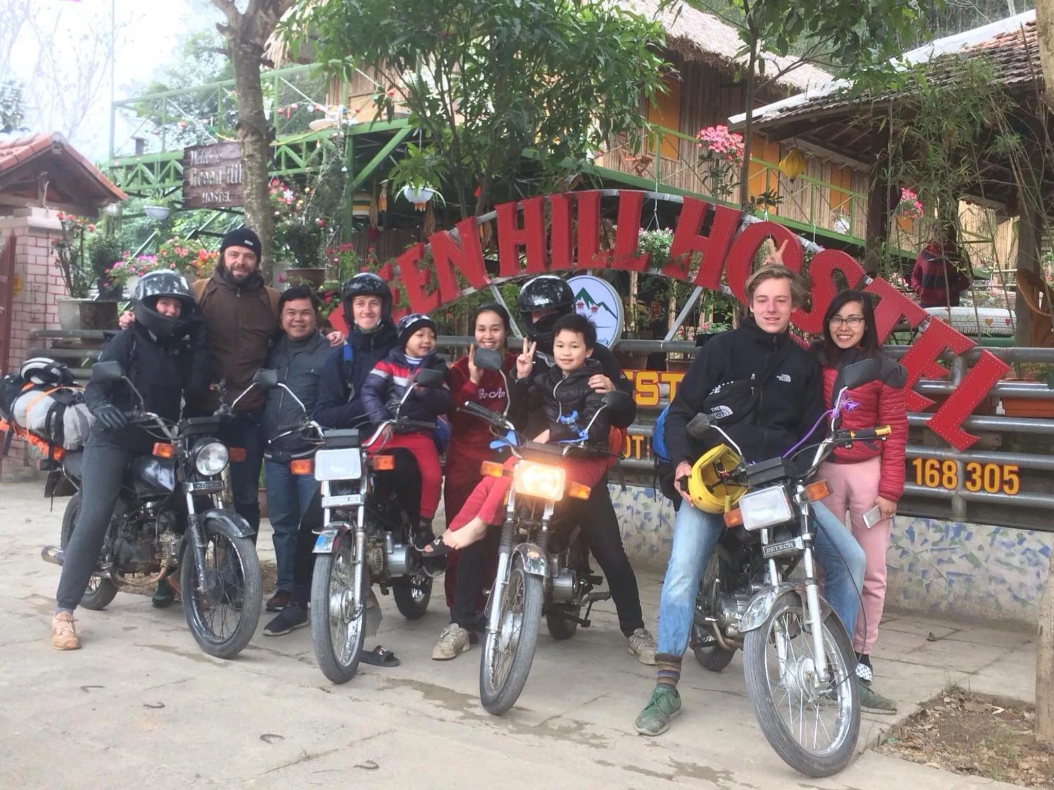 People in Green Hill Hostel & Tour