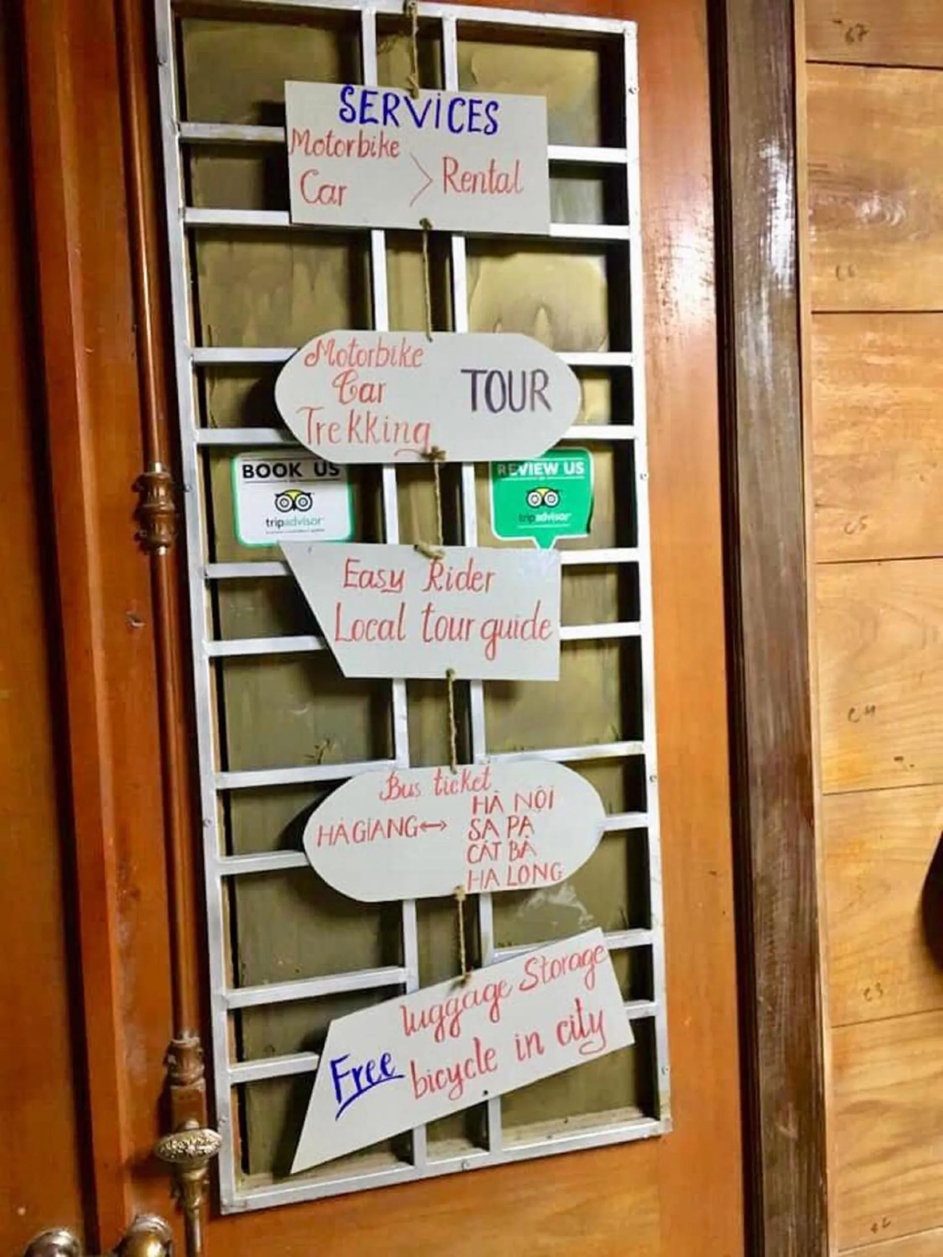 Logo/Certificate/Sign in Green Hill Hostel & Tour