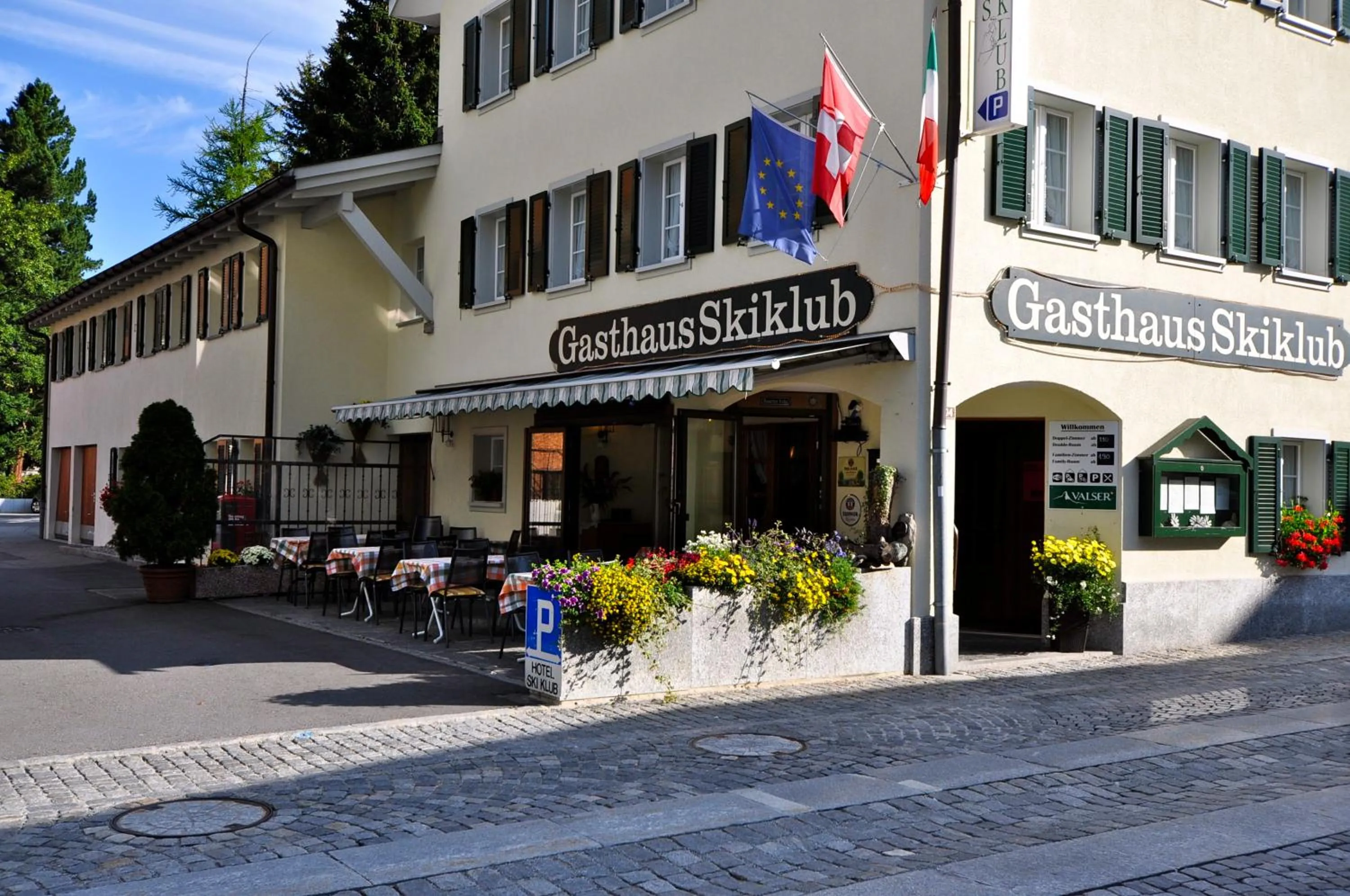Facade/entrance in Gasthaus Skiklub