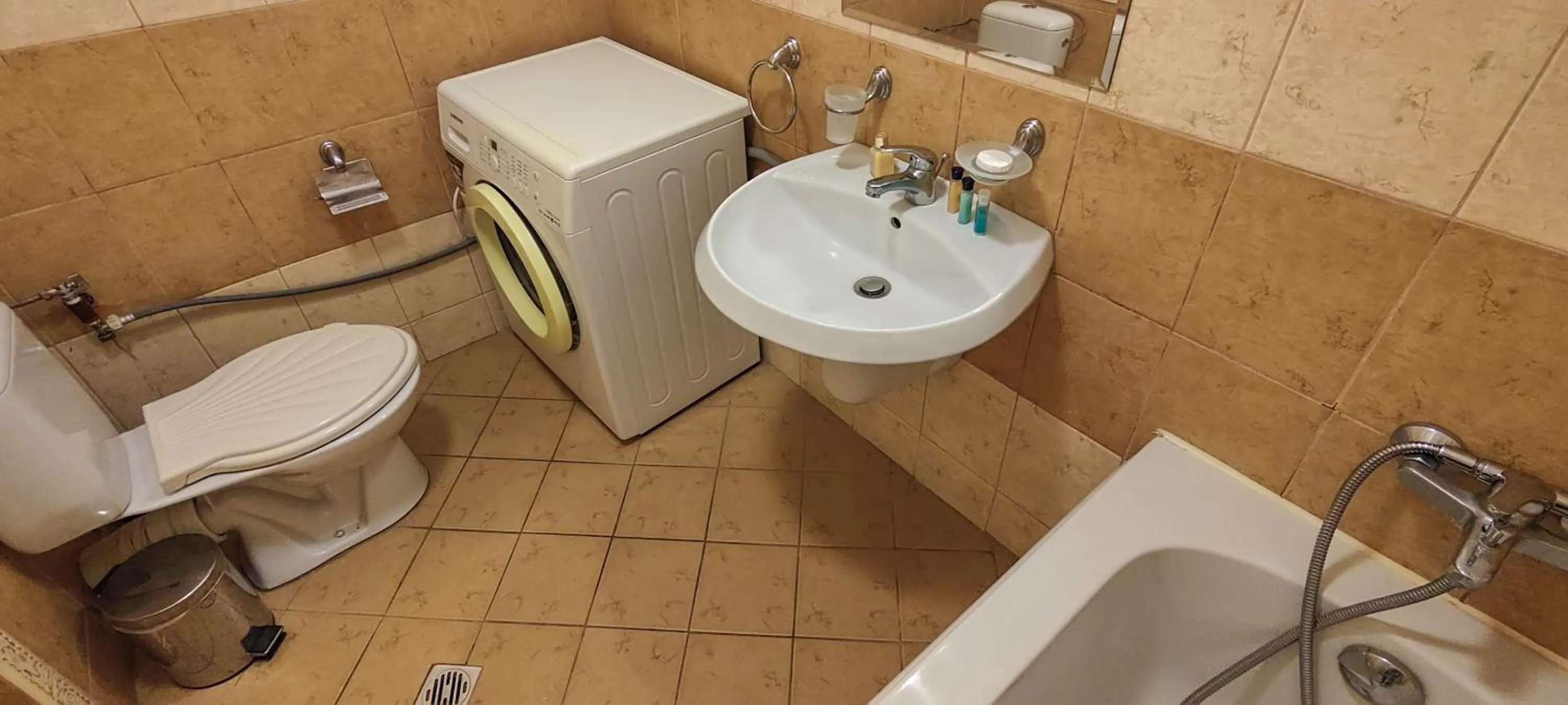 Bathroom in Royal Sun Apartments