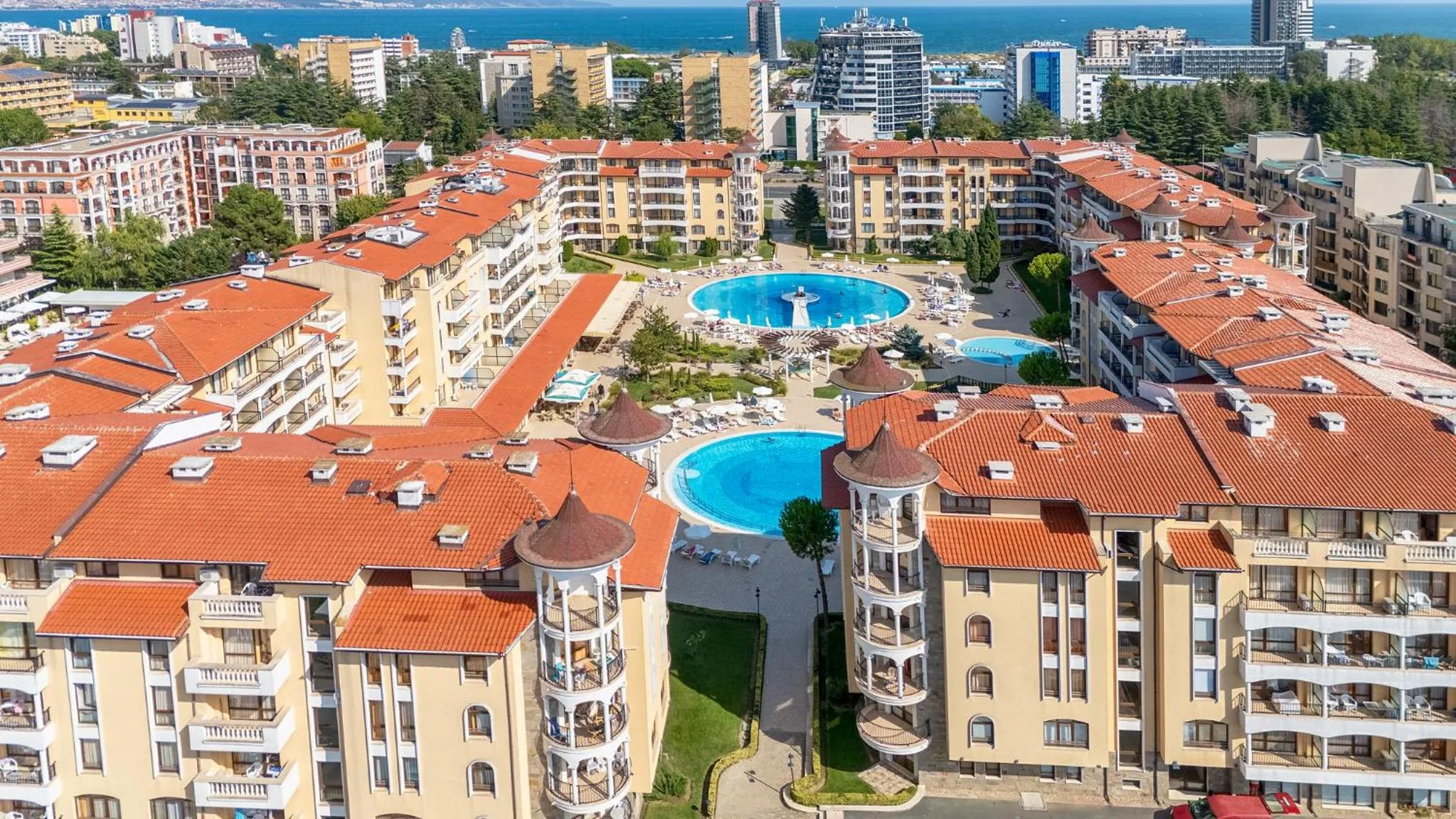 Property building in Royal Sun Apartments