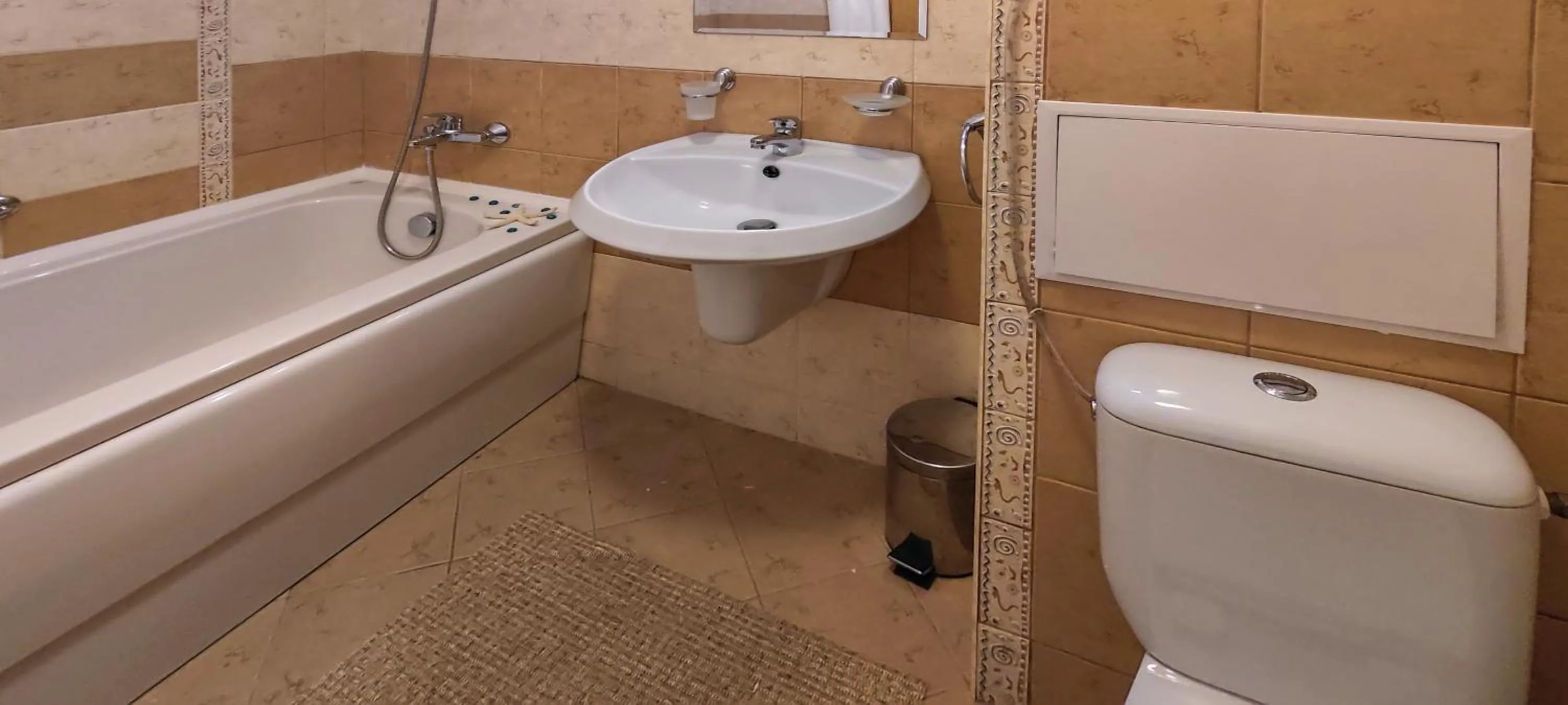 Toilet in Royal Sun Apartments