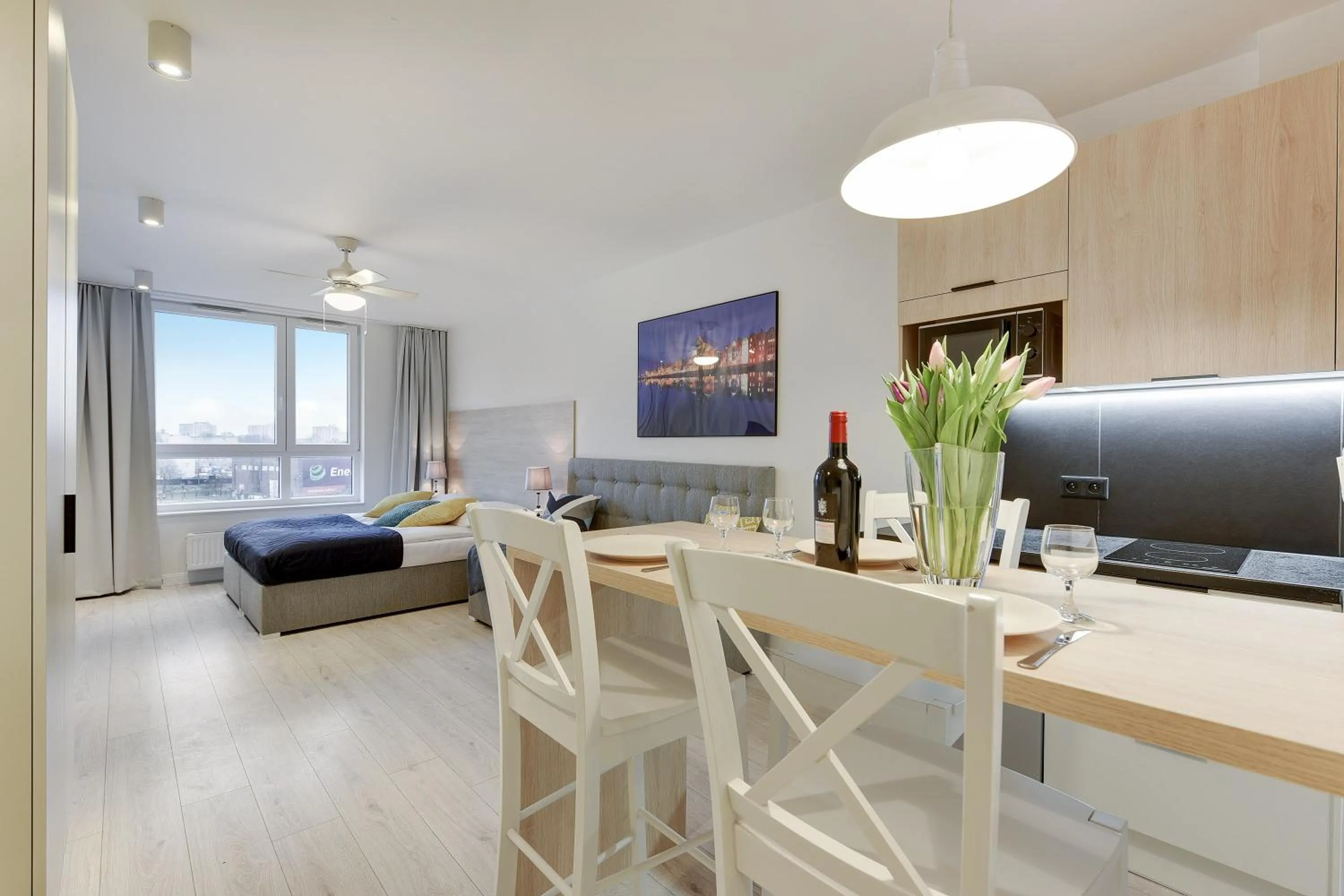 Kitchen or kitchenette, Bed in Chrobry Apartamenty Gdańsk Grodzka 10