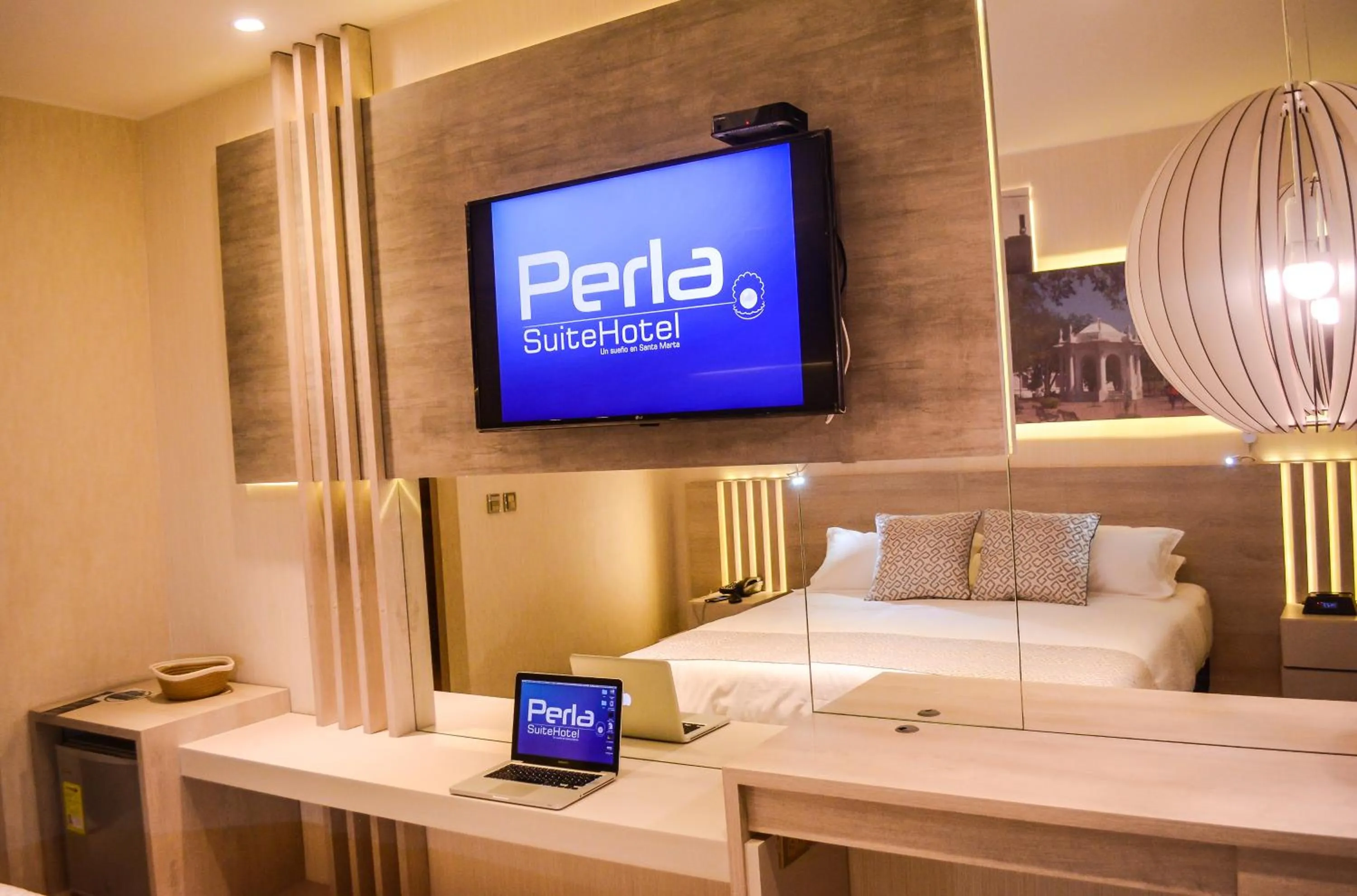 Bedroom, Bed in Hotel Perla Suite Santa Marta