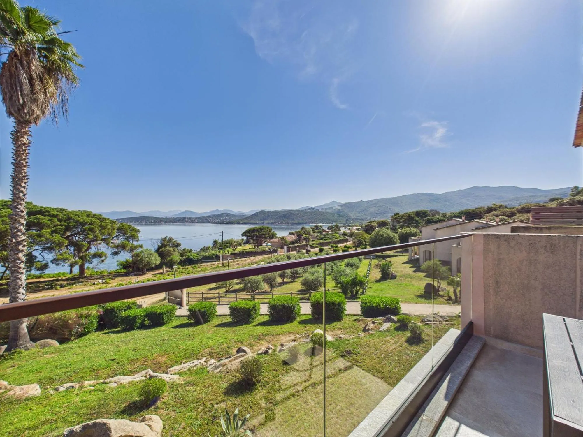 Sea view in Résidence Aigue Marine