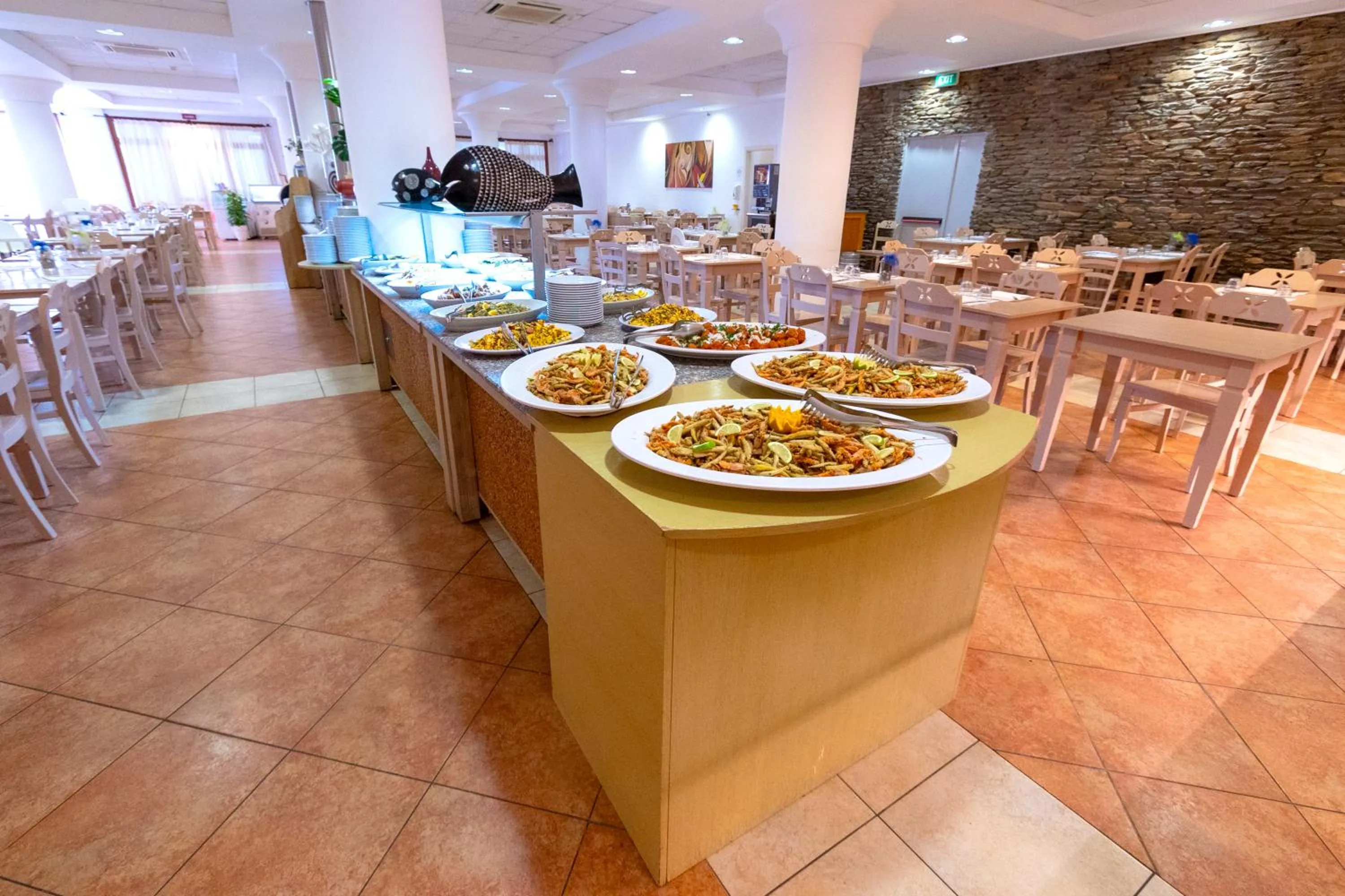 Restaurant/places to eat in Cala Della Torre Resort