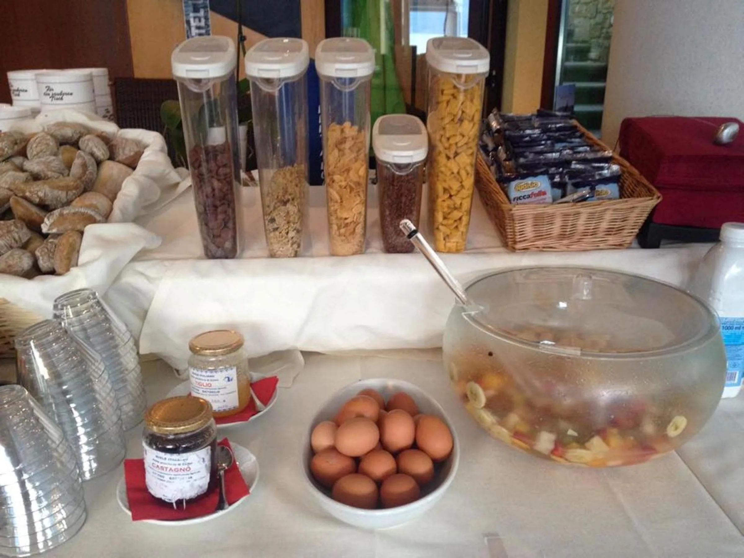 Food and drinks in Hotel Lumin