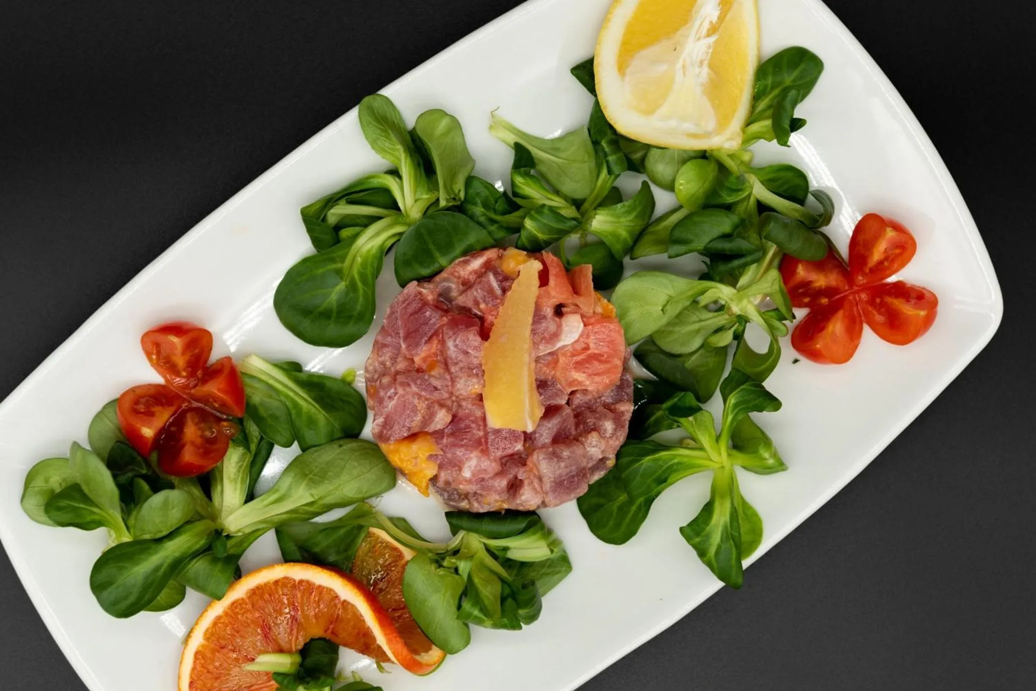 Restaurant/places to eat in Hotel Lumin