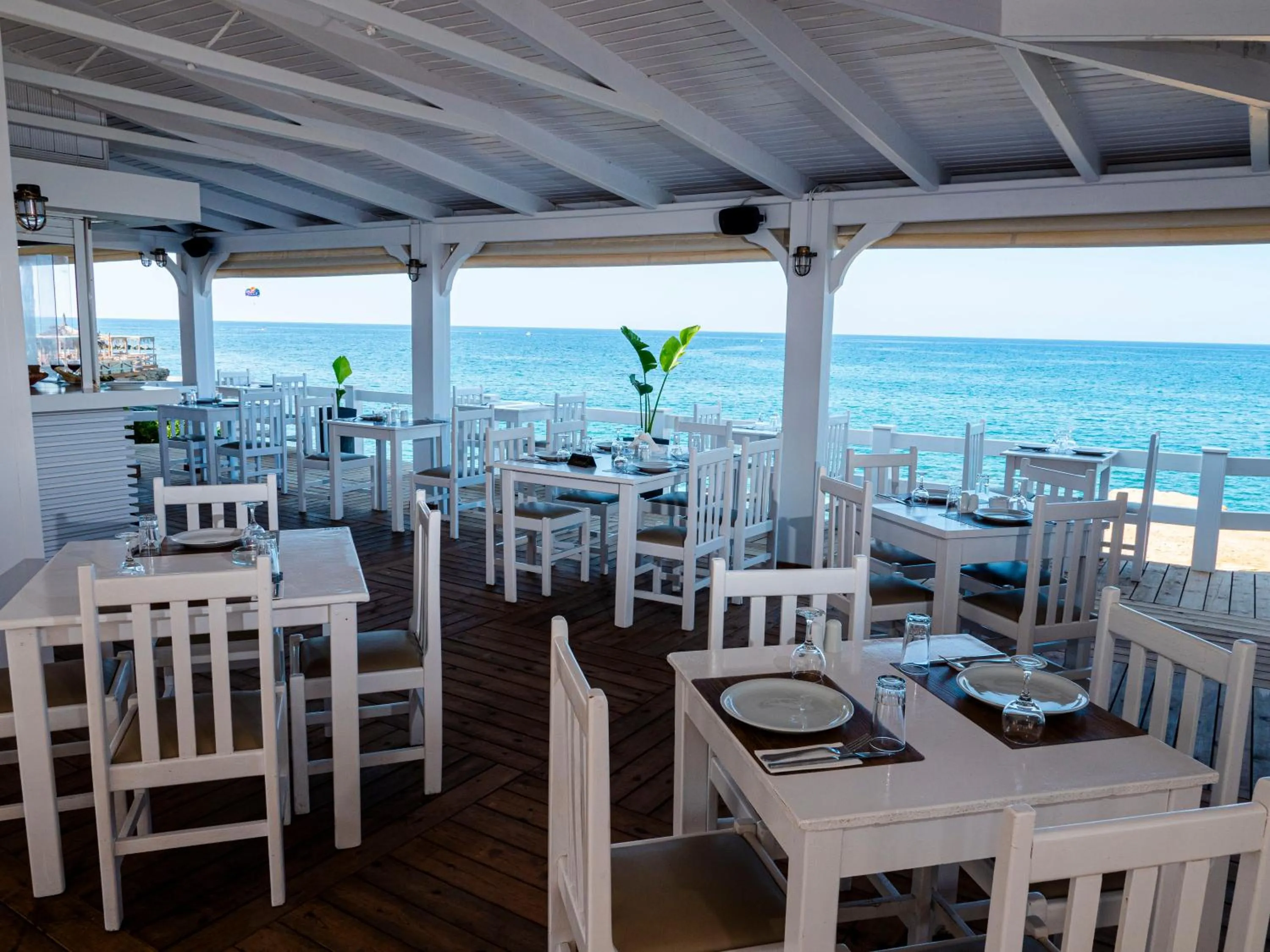 Restaurant/places to eat in Porto Greco Village Beach Hotel