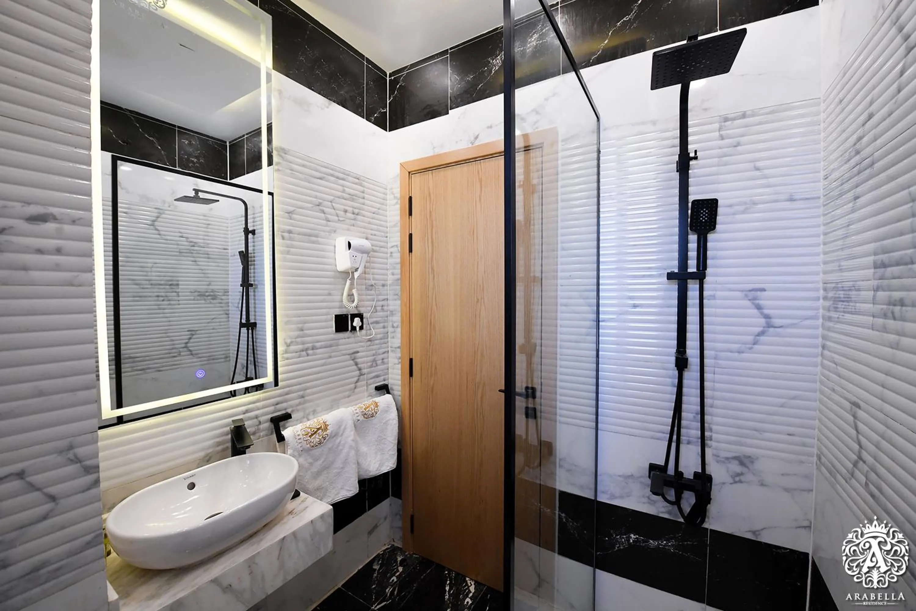 Shower in Arabella Residence