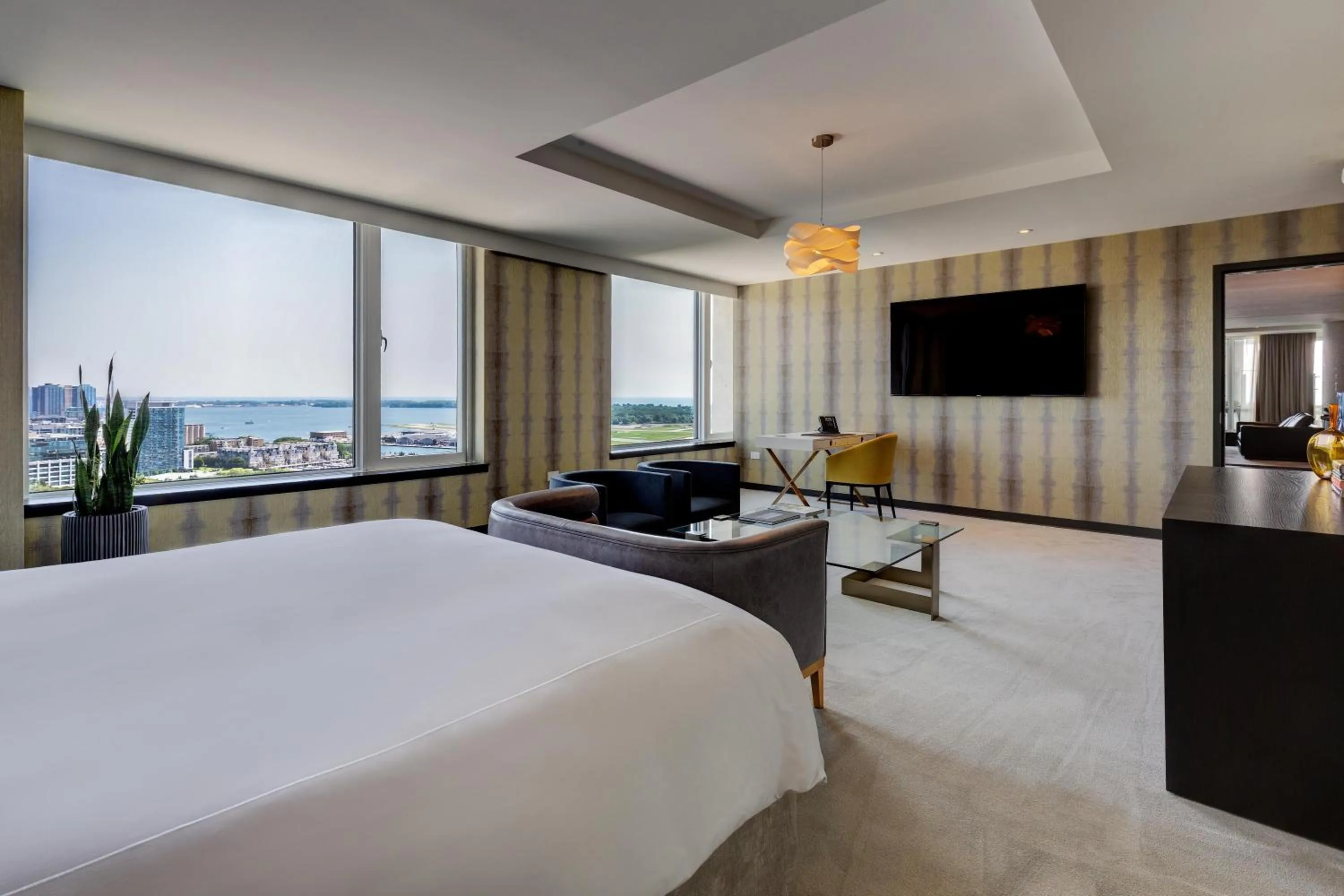 Photo of the whole room, Bed in Hotel X Toronto, a Destination by Hyatt Hotel