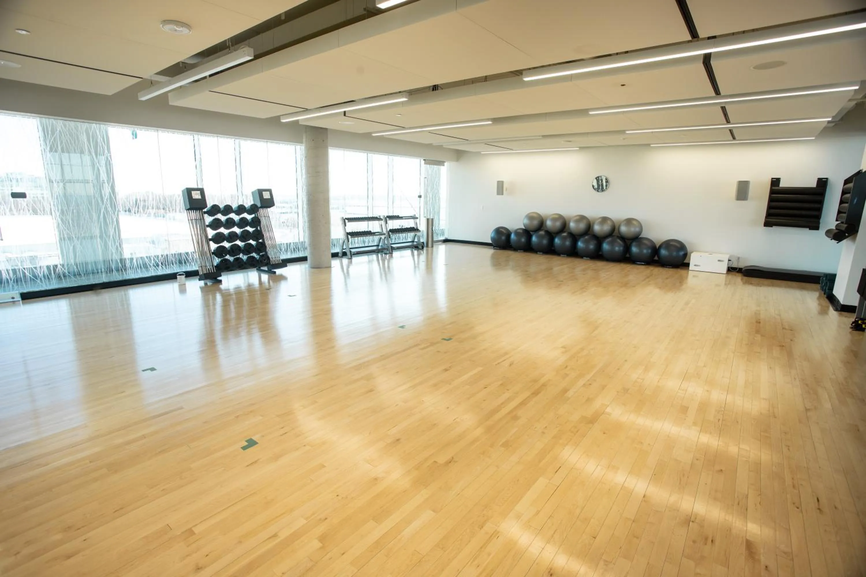 Fitness centre/facilities in Hotel X Toronto, a Destination by Hyatt Hotel