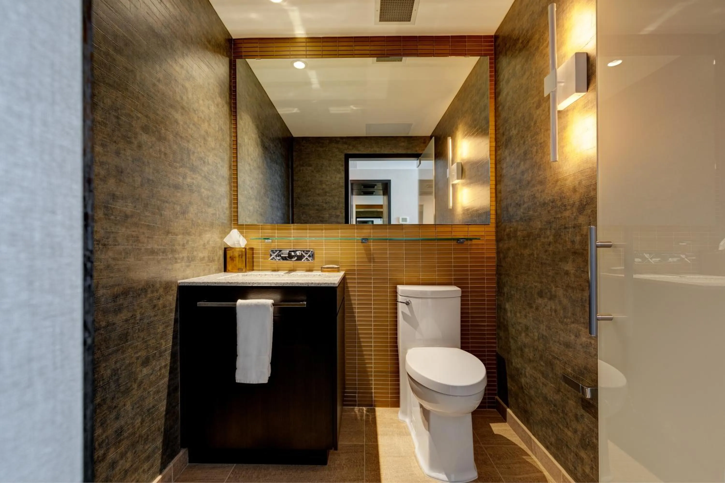 Bathroom in Hotel X Toronto, a Destination by Hyatt Hotel