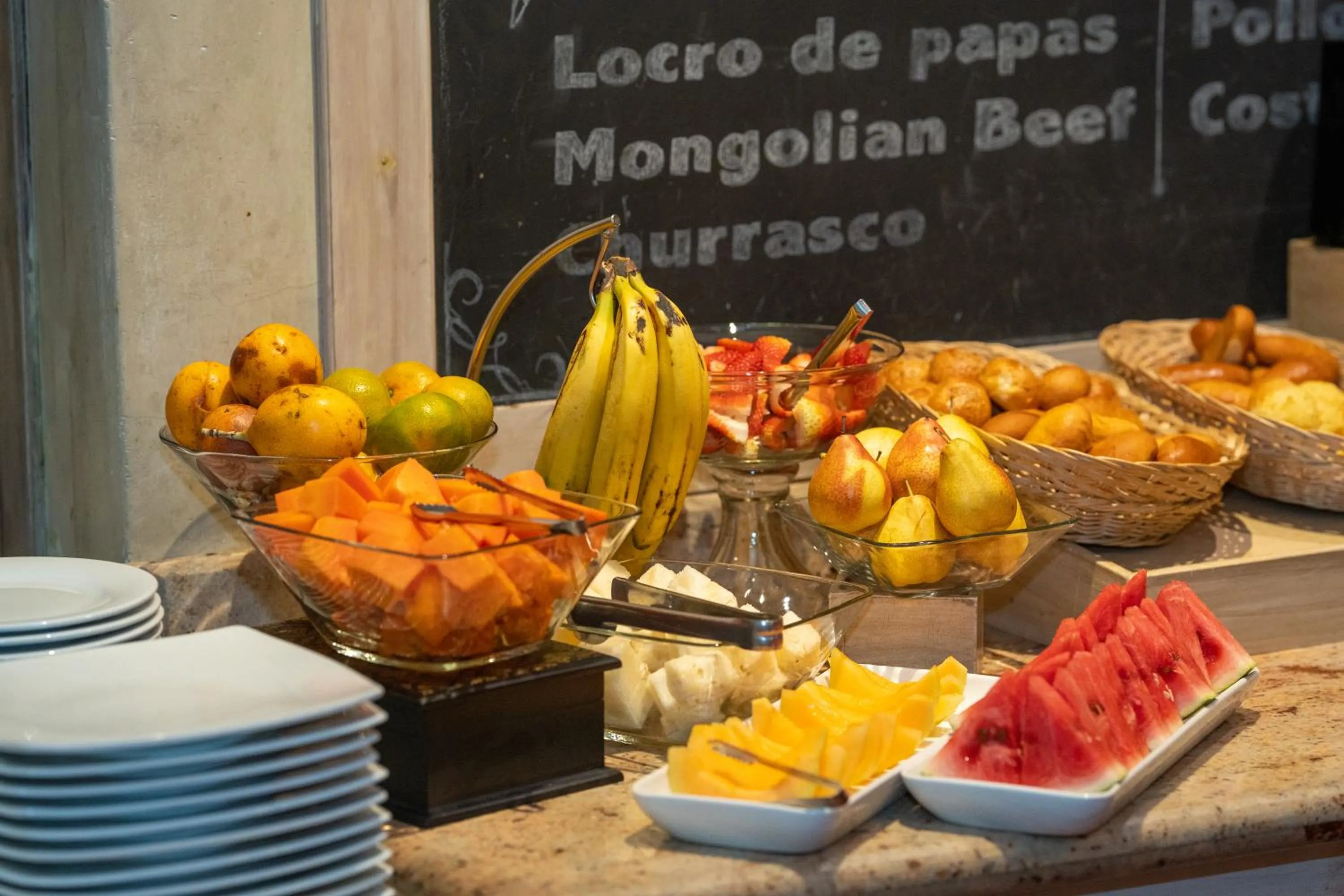 Breakfast in Hotel Boutique Santa Lucia