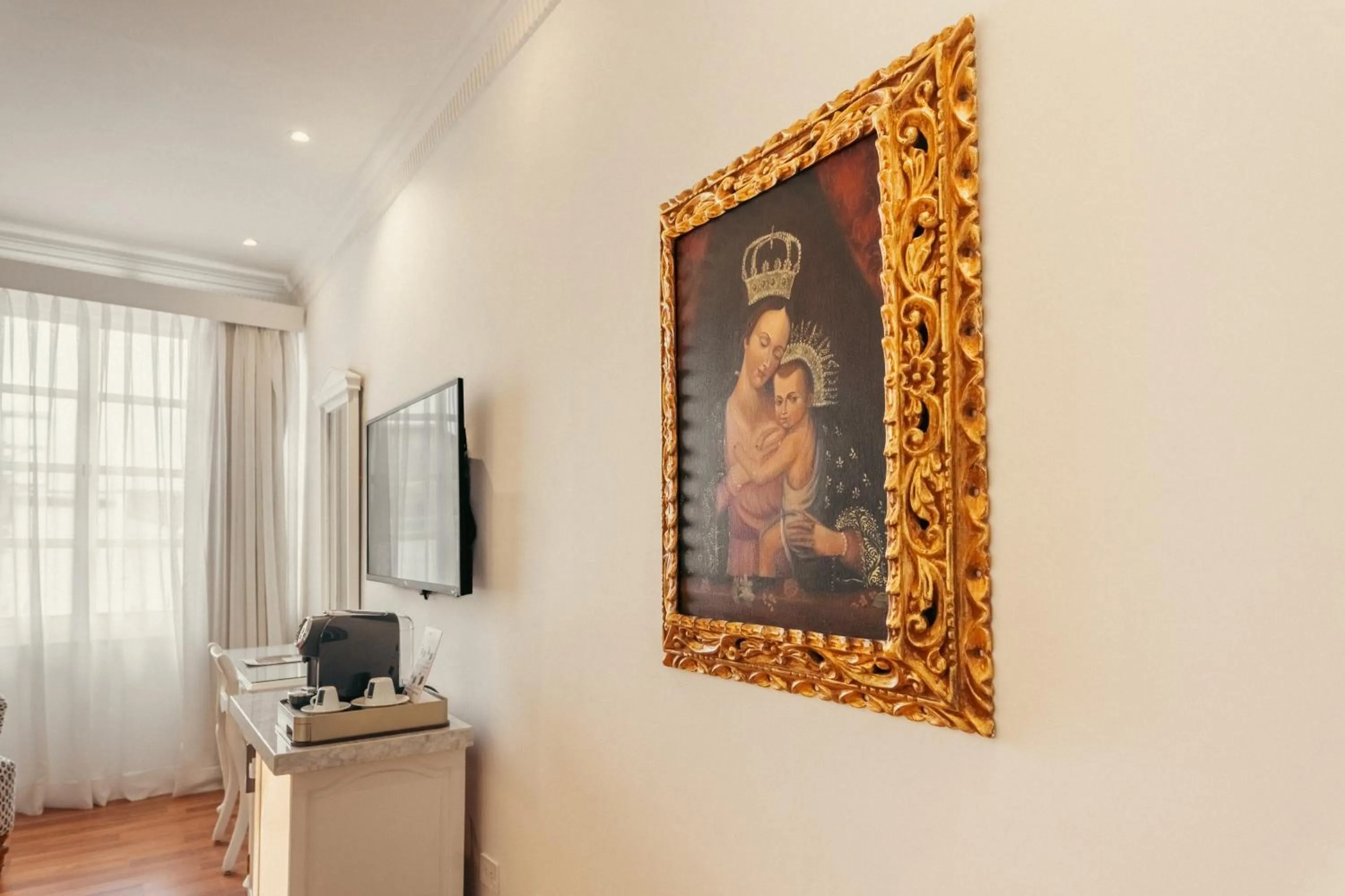 TV and multimedia in Hotel Boutique Santa Lucia