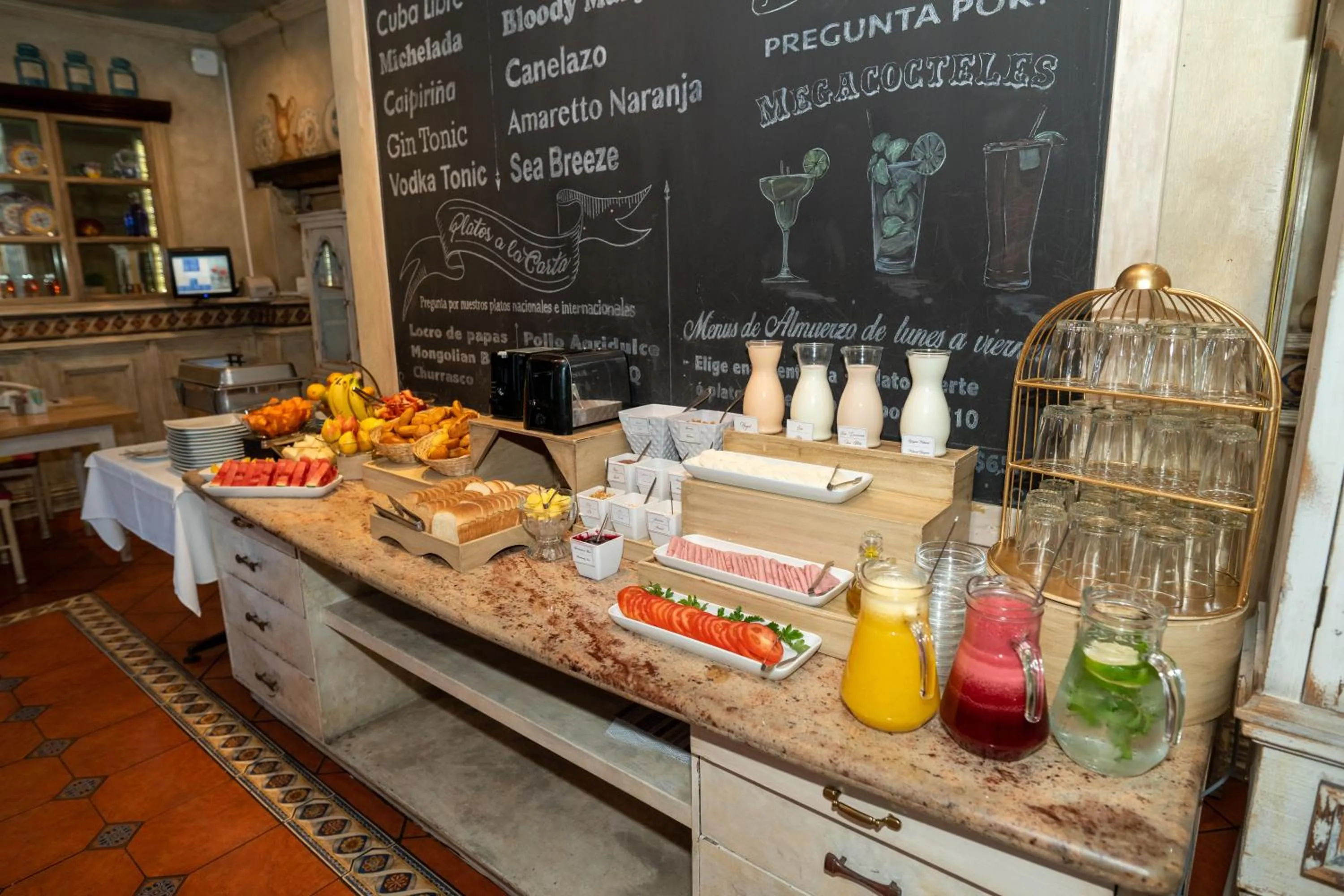 Buffet breakfast in Hotel Boutique Santa Lucia