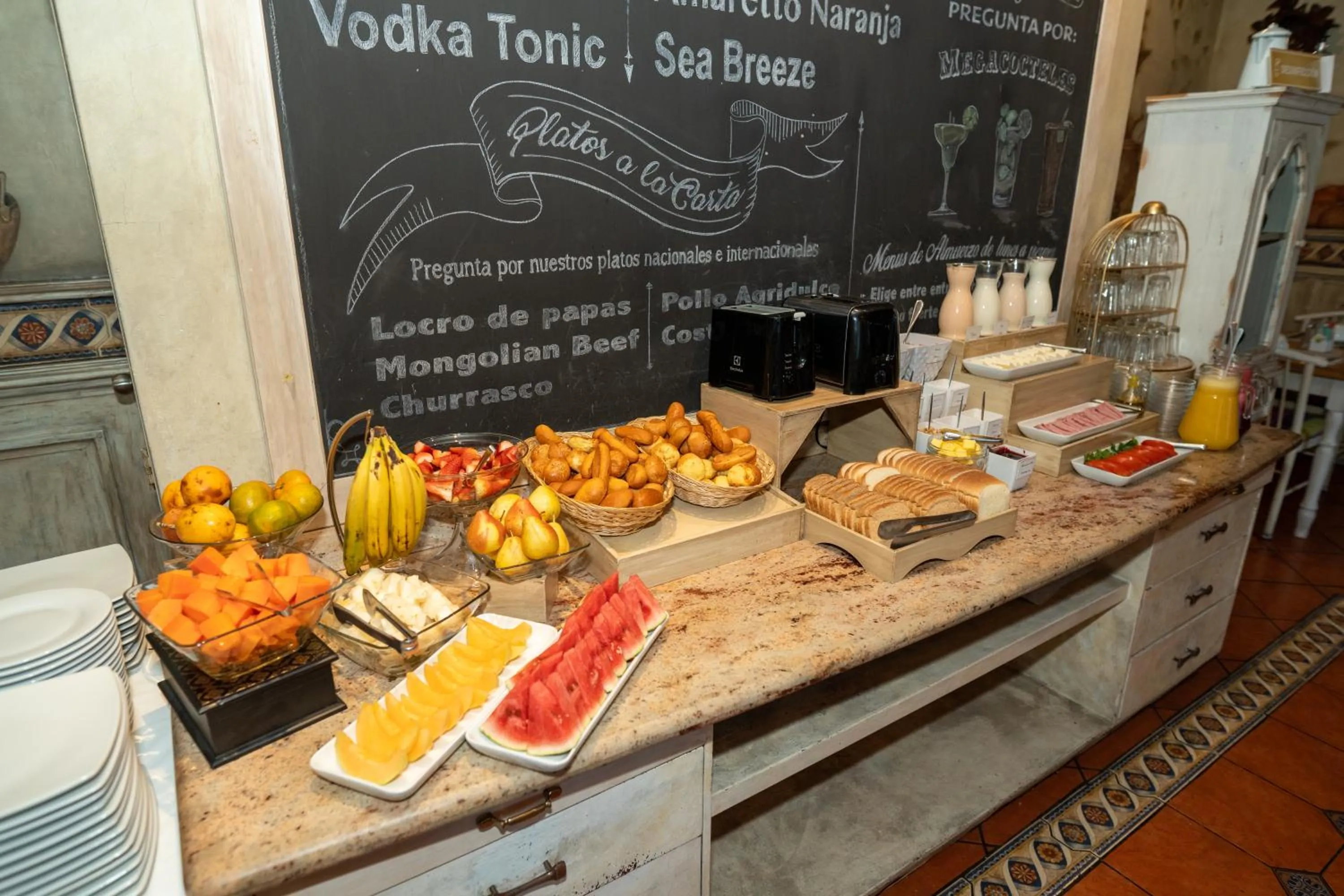 Buffet breakfast in Hotel Boutique Santa Lucia