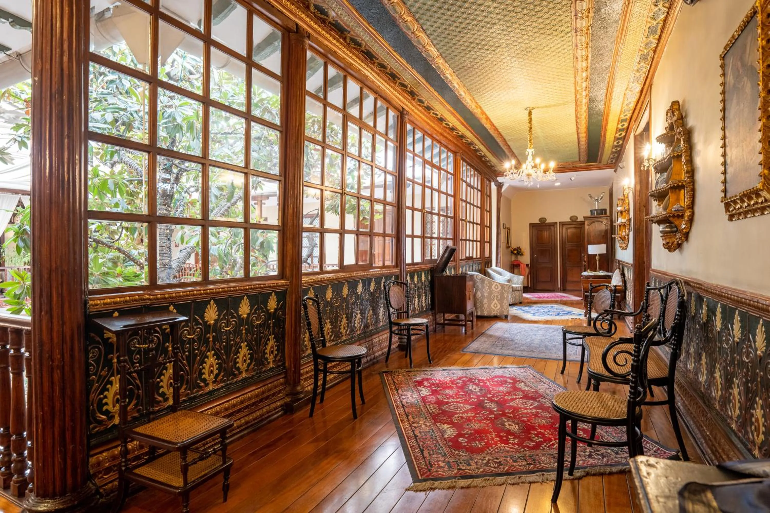 Seating area in Hotel Boutique Santa Lucia