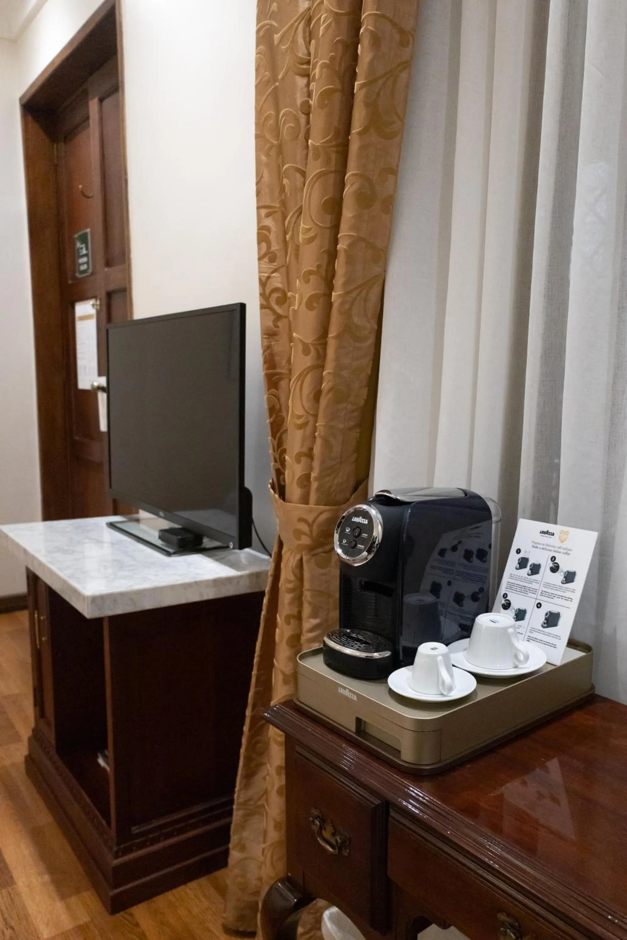 Coffee/tea facilities in Hotel Boutique Santa Lucia