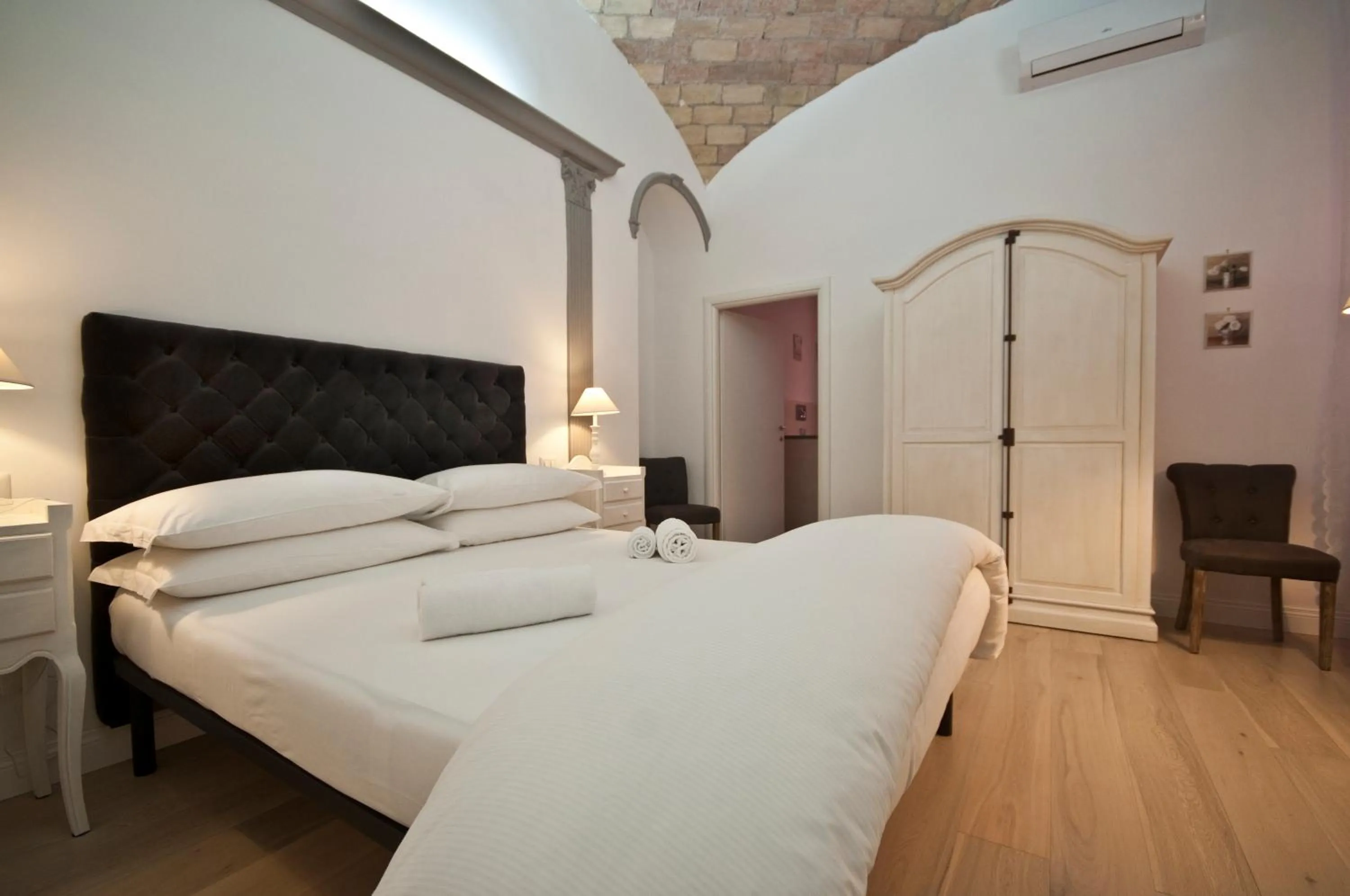 Bed in B&B La finestra sul Colosseo