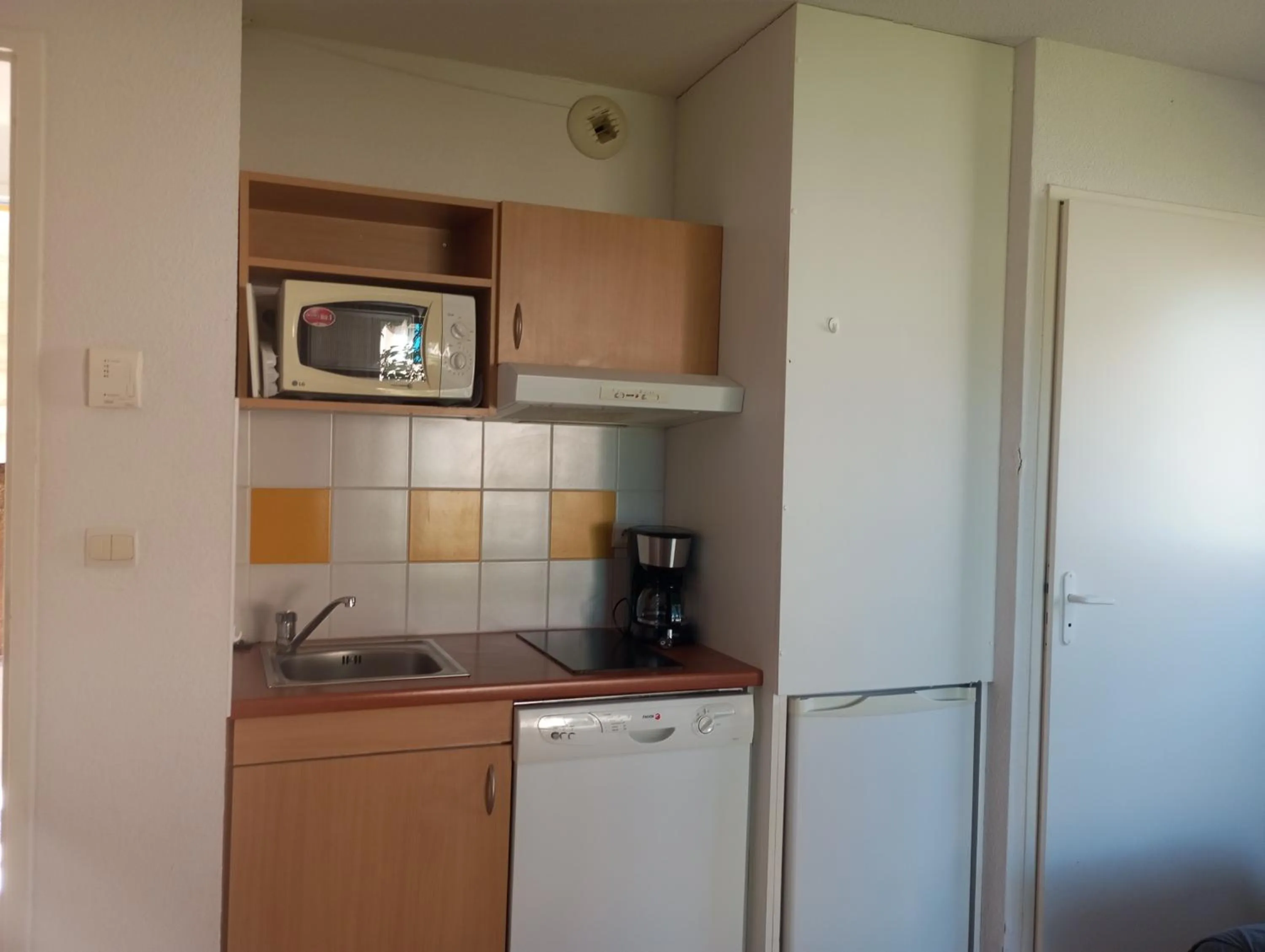 Kitchen or kitchenette in Terres de France - Domaine de Claire Rive