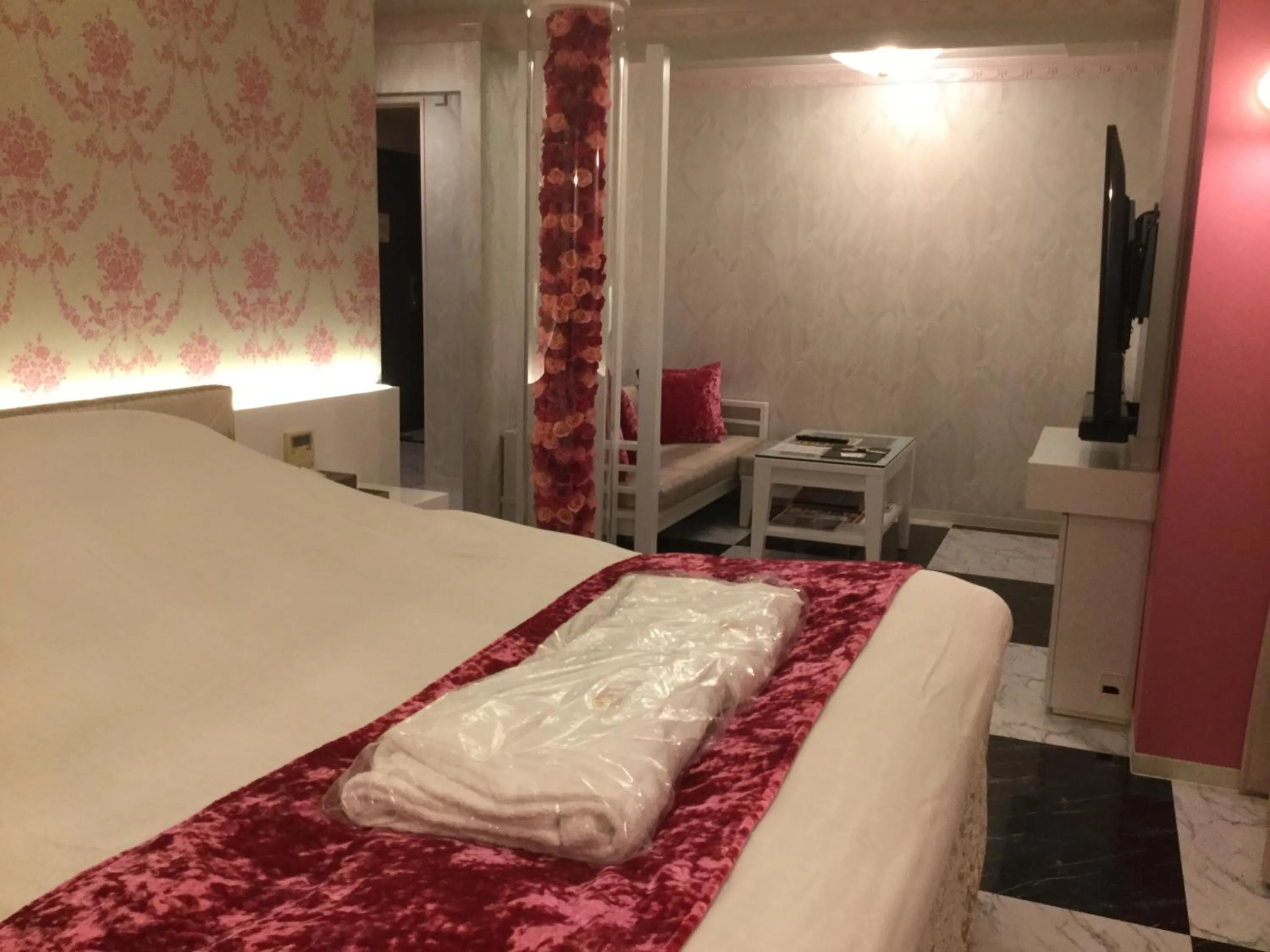 Bed in Hotel Regent (Adult Only)