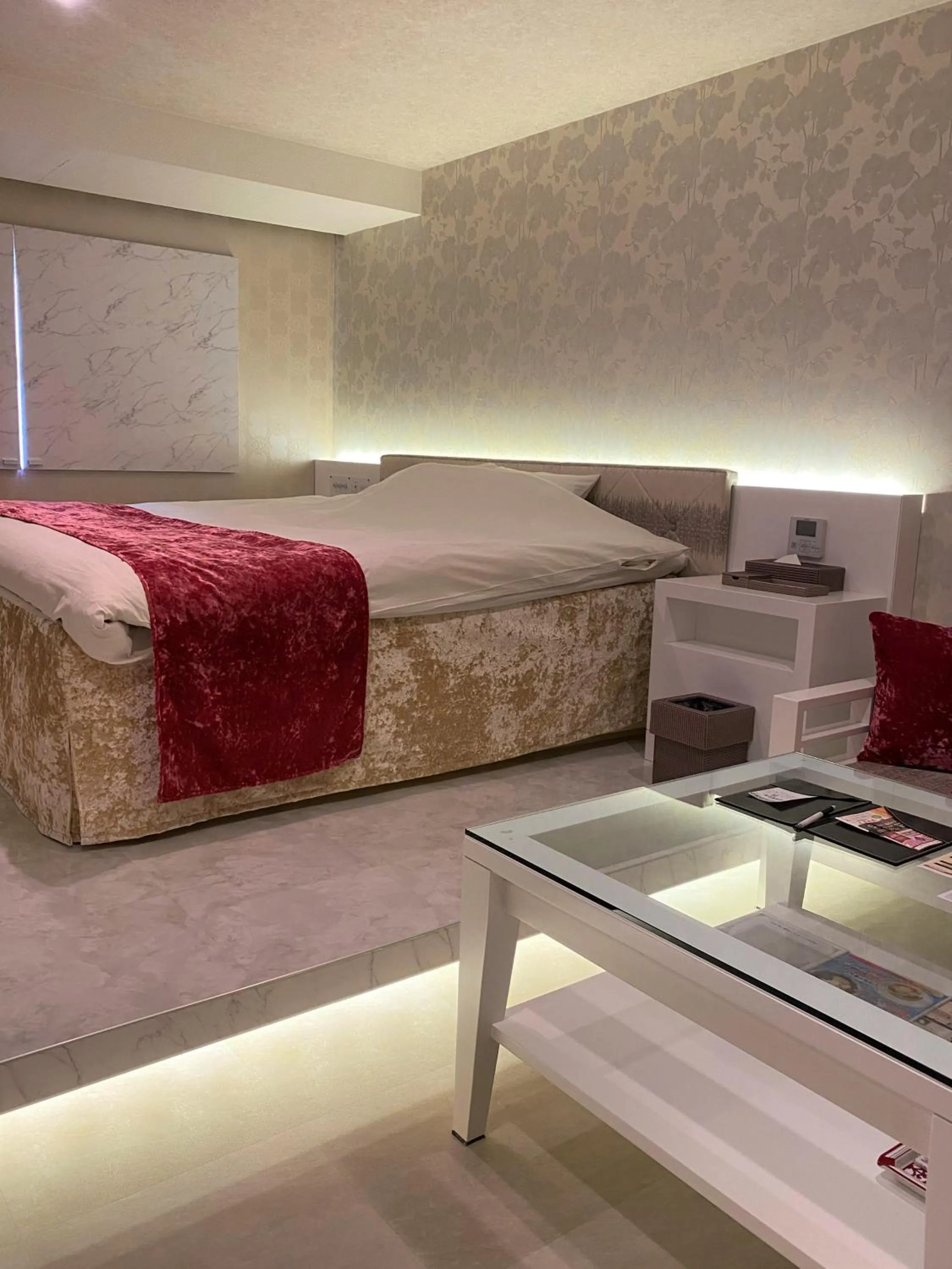 Bedroom, Bed in Hotel Regent (Adult Only)