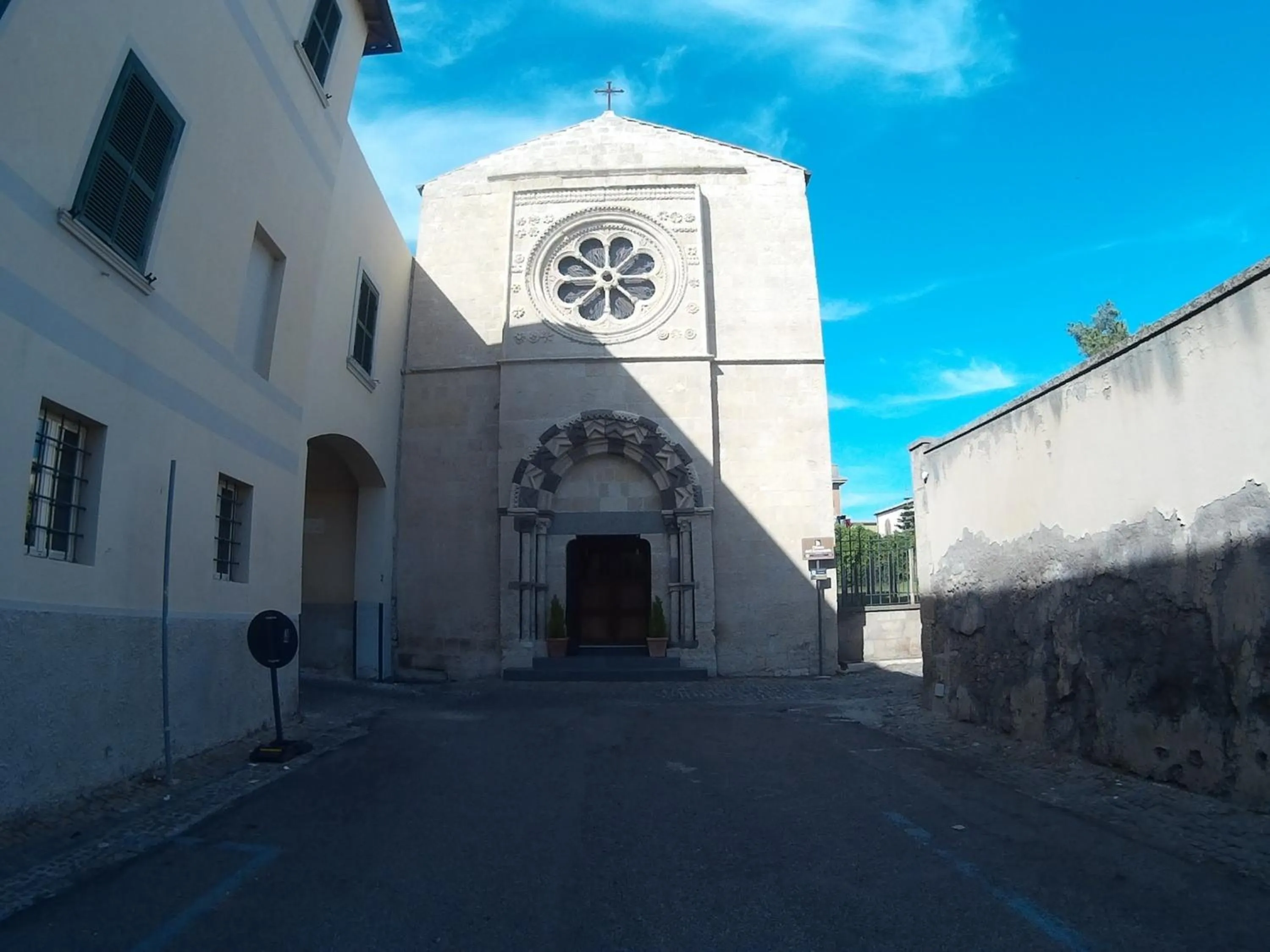 Nearby landmark in Camere Del Re