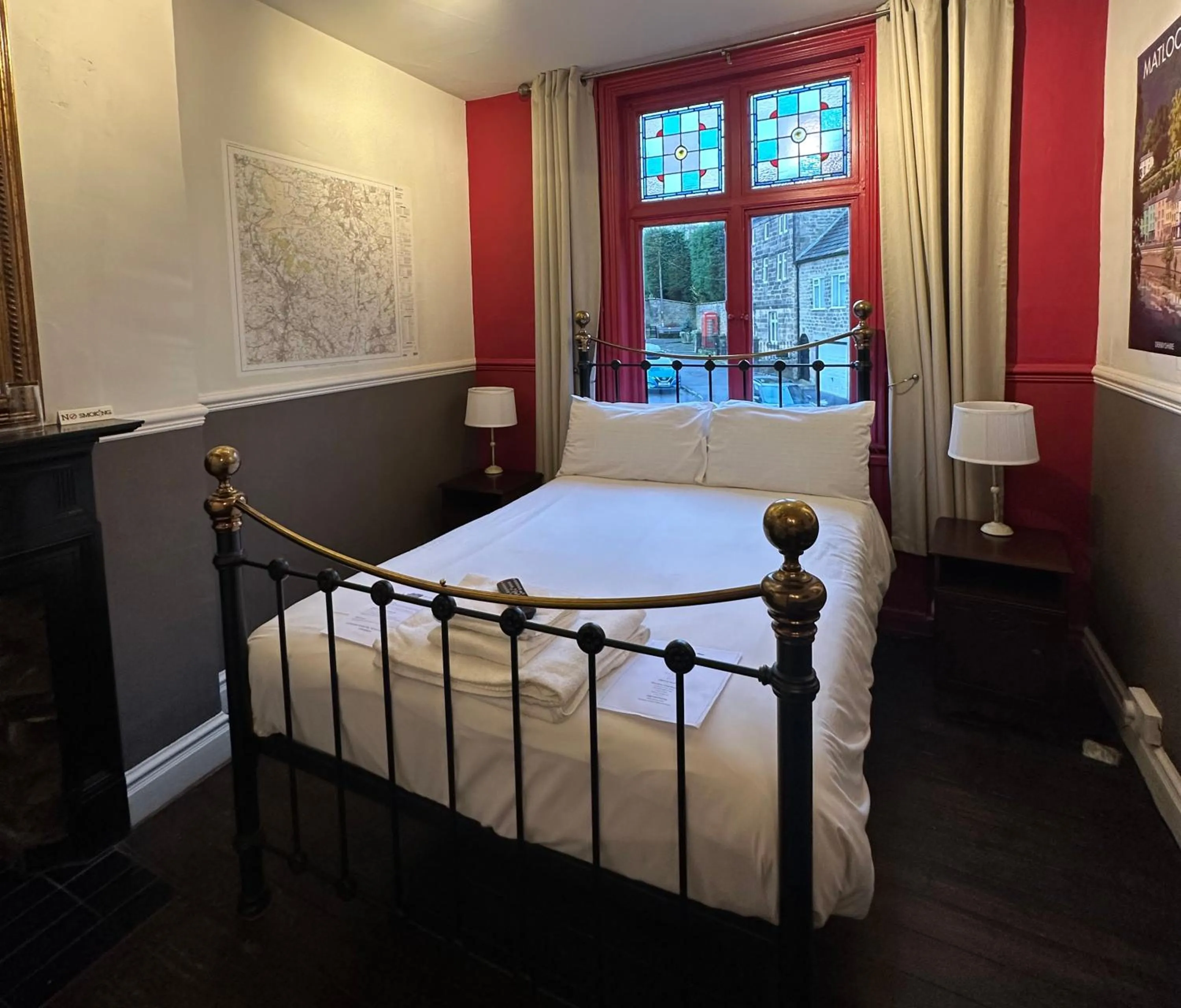 Restaurant/places to eat, Bed in The Old Poets' Corner